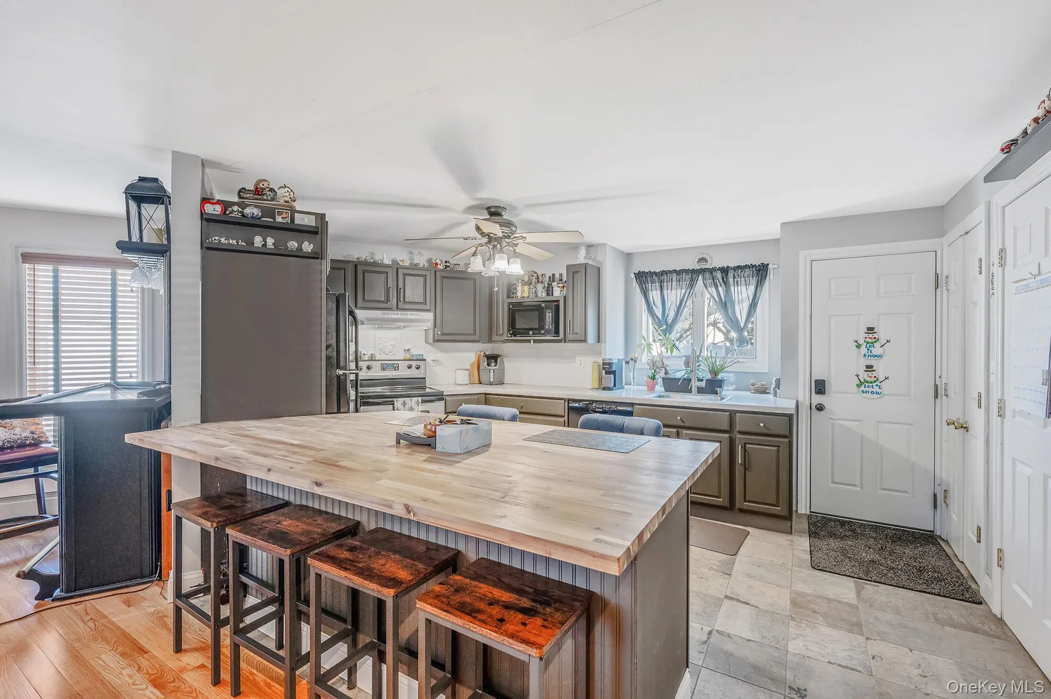 268 Shore Drive, Oyster Bay, NY, 7 Bedrooms Bedrooms, 19 Rooms Rooms,4 BathroomsBathrooms,Residential,For Rent,Shore,0,977039 268 Shore Drive, Oyster Bay, NY, 7 Bedrooms Bedrooms, 19 Rooms Rooms,4 BathroomsBathrooms,Residential,For Rent,Shore,0,977039