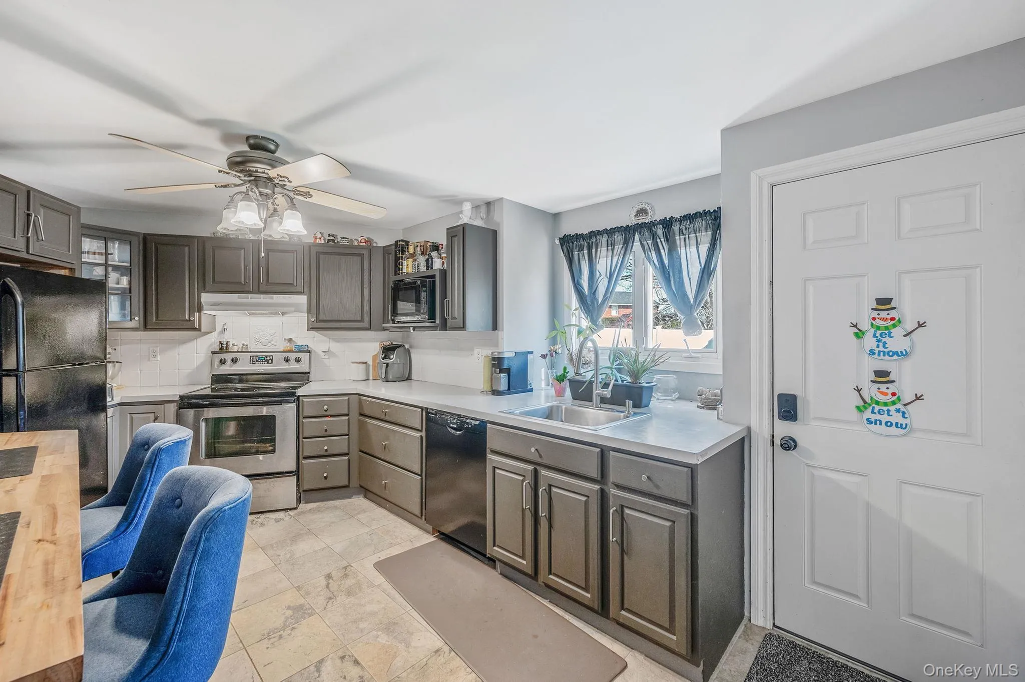 268 Shore Drive, Oyster Bay, NY, 7 Bedrooms Bedrooms, 19 Rooms Rooms,4 BathroomsBathrooms,Residential,For Rent,Shore,0,977039 268 Shore Drive, Oyster Bay, NY, 7 Bedrooms Bedrooms, 19 Rooms Rooms,4 BathroomsBathrooms,Residential,For Rent,Shore,0,977039