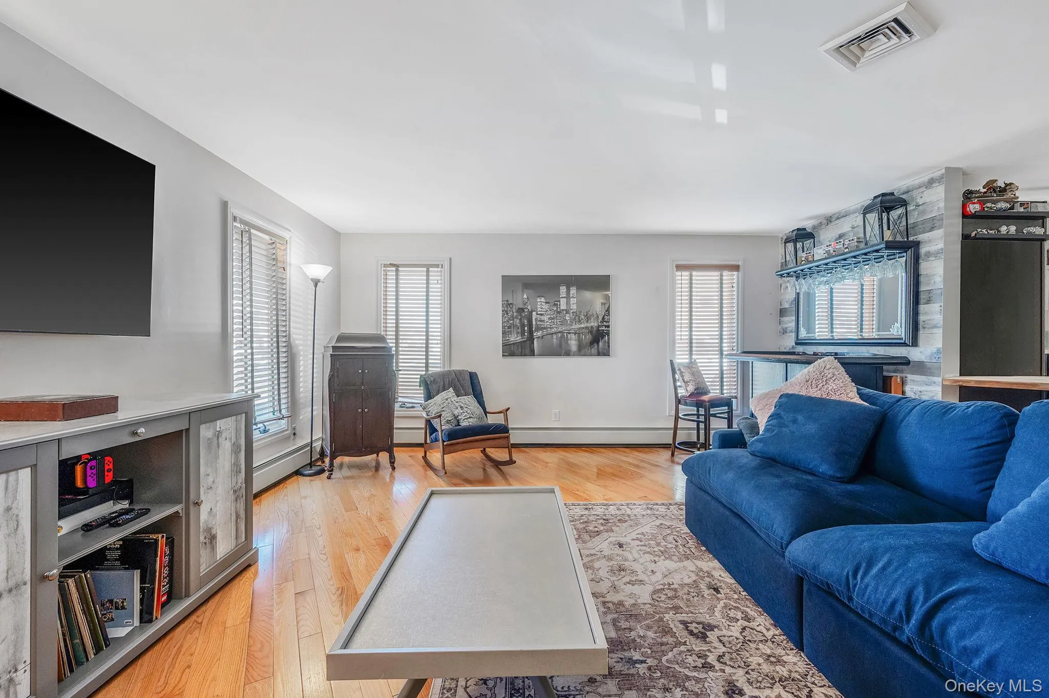 268 Shore Drive, Oyster Bay, NY, 7 Bedrooms Bedrooms, 19 Rooms Rooms,4 BathroomsBathrooms,Residential,For Rent,Shore,0,977039 268 Shore Drive, Oyster Bay, NY, 7 Bedrooms Bedrooms, 19 Rooms Rooms,4 BathroomsBathrooms,Residential,For Rent,Shore,0,977039