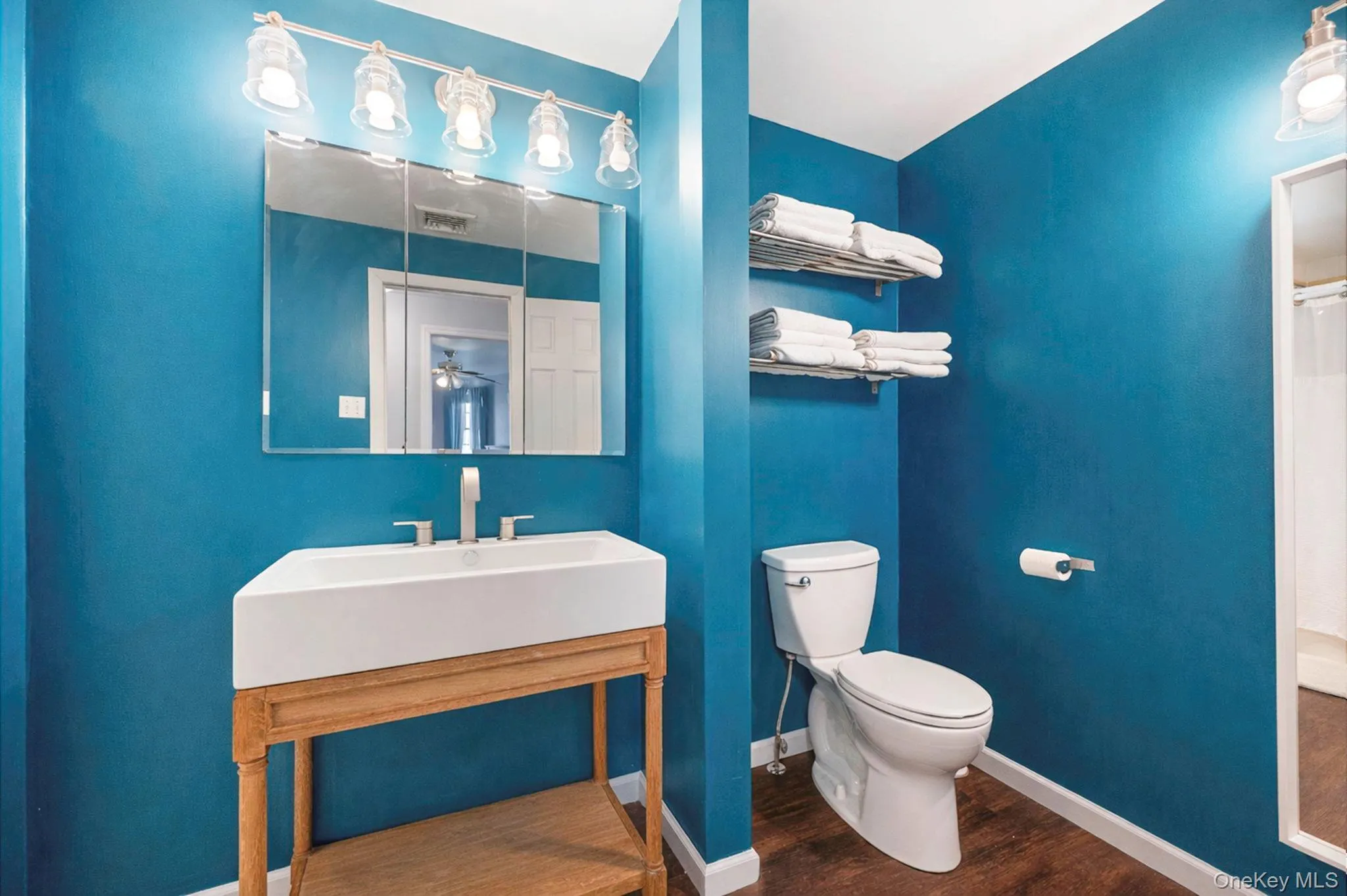268 Shore Drive, Oyster Bay, NY, 7 Bedrooms Bedrooms, 19 Rooms Rooms,4 BathroomsBathrooms,Residential,For Rent,Shore,0,977039 268 Shore Drive, Oyster Bay, NY, 7 Bedrooms Bedrooms, 19 Rooms Rooms,4 BathroomsBathrooms,Residential,For Rent,Shore,0,977039