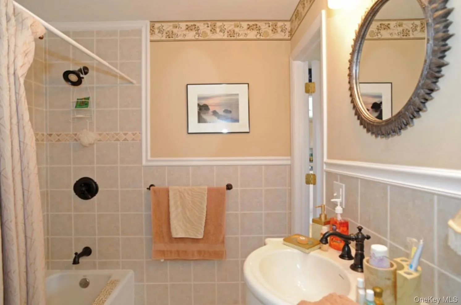 900 Dune Road, Southampton, NY, 5 Bedrooms Bedrooms, 8 Rooms Rooms,3 BathroomsBathrooms,Residential,For Rent,Dune,0,977041 900 Dune Road, Southampton, NY, 5 Bedrooms Bedrooms, 8 Rooms Rooms,3 BathroomsBathrooms,Residential,For Rent,Dune,0,977041