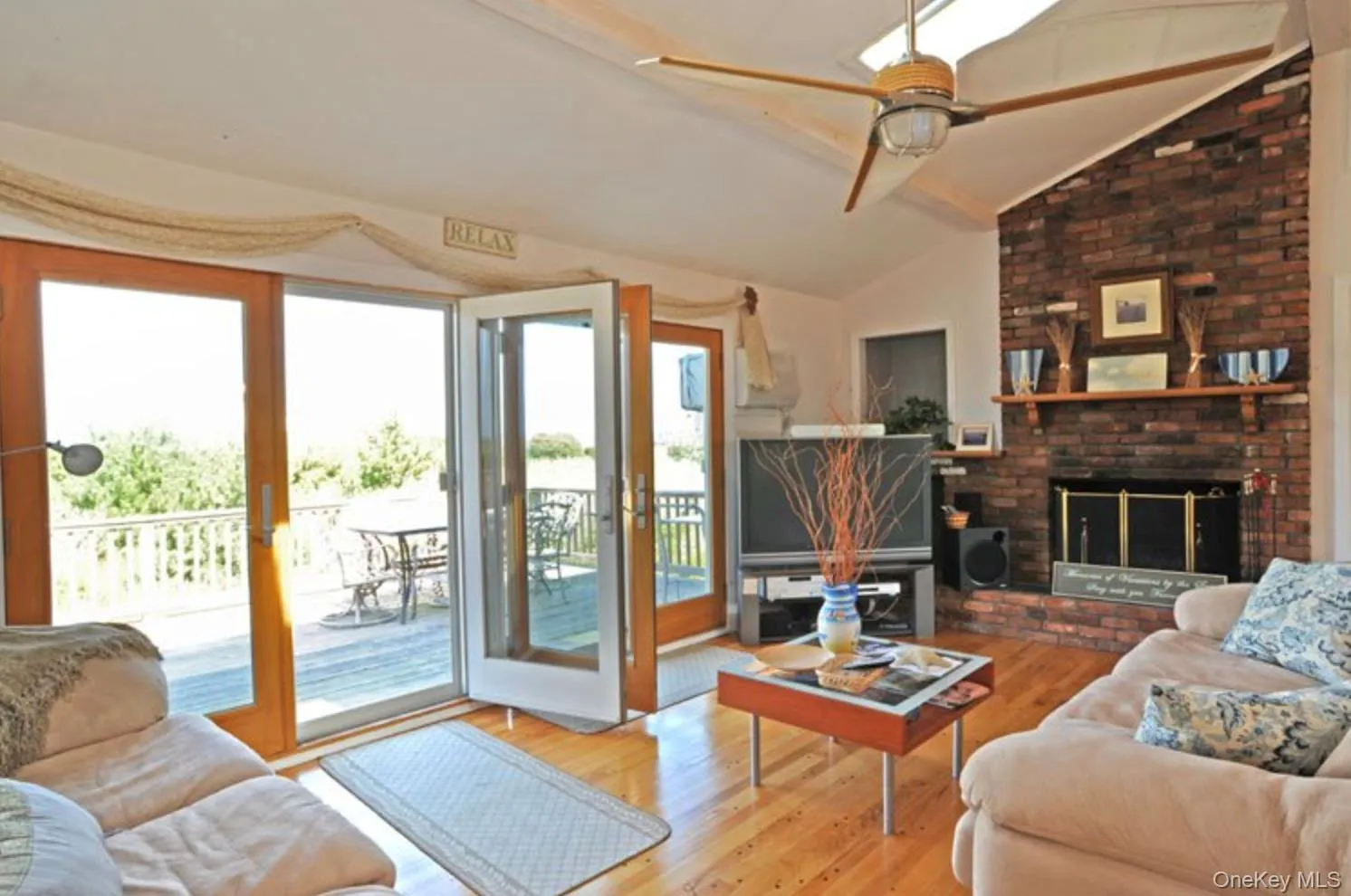 900 Dune Road, Southampton, NY, 5 Bedrooms Bedrooms, 8 Rooms Rooms,3 BathroomsBathrooms,Residential,For Rent,Dune,0,977041 900 Dune Road, Southampton, NY, 5 Bedrooms Bedrooms, 8 Rooms Rooms,3 BathroomsBathrooms,Residential,For Rent,Dune,0,977041