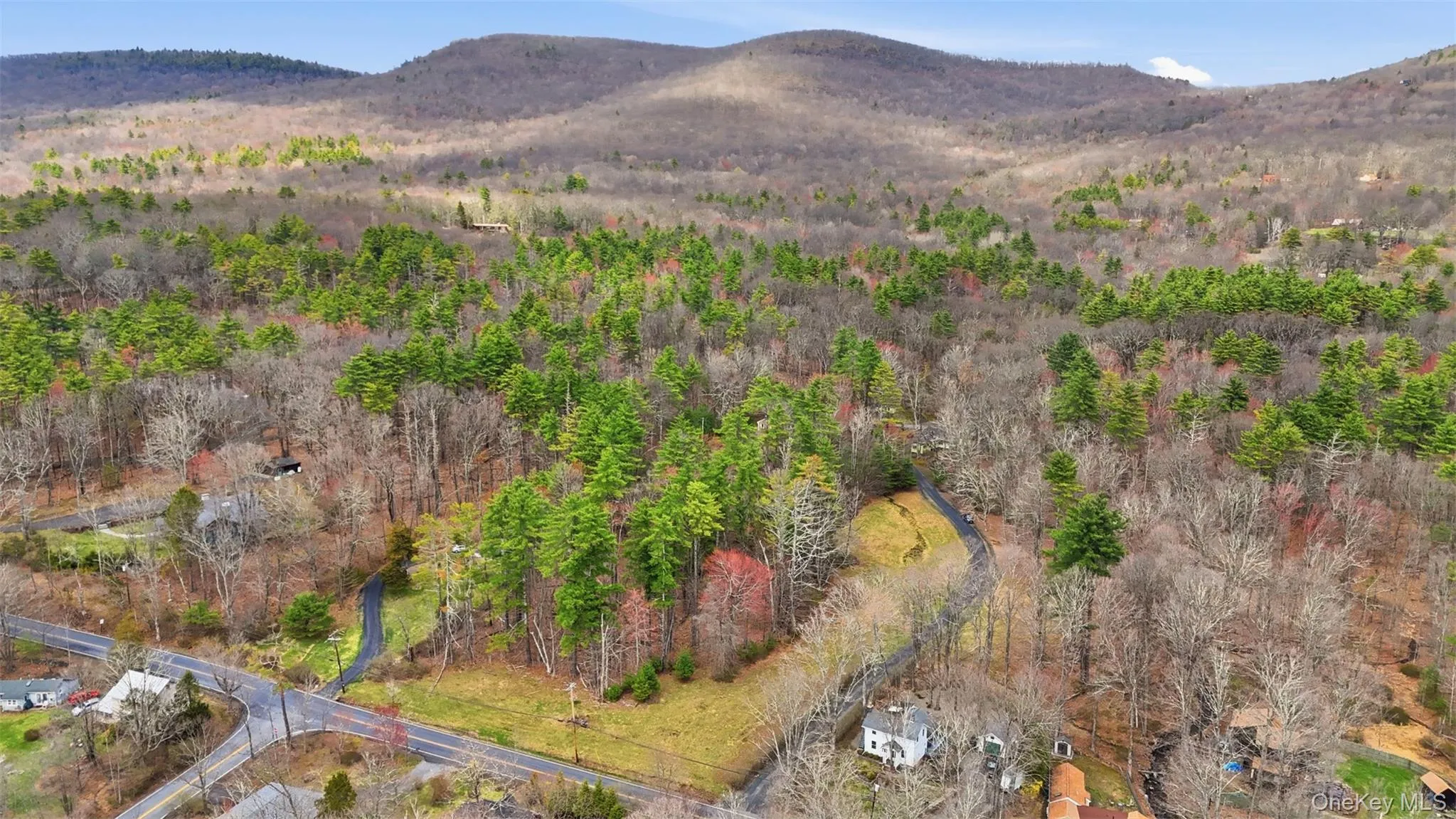 2320 Glasco Turnpike, Woodstock, NY, 8 Bedrooms Bedrooms, 17 Rooms Rooms,5 BathroomsBathrooms,Residential Sale,For Rent,Glasco,0,977042 2320 Glasco Turnpike, Woodstock, NY, 8 Bedrooms Bedrooms, 17 Rooms Rooms,5 BathroomsBathrooms,Residential Sale,For Rent,Glasco,0,977042