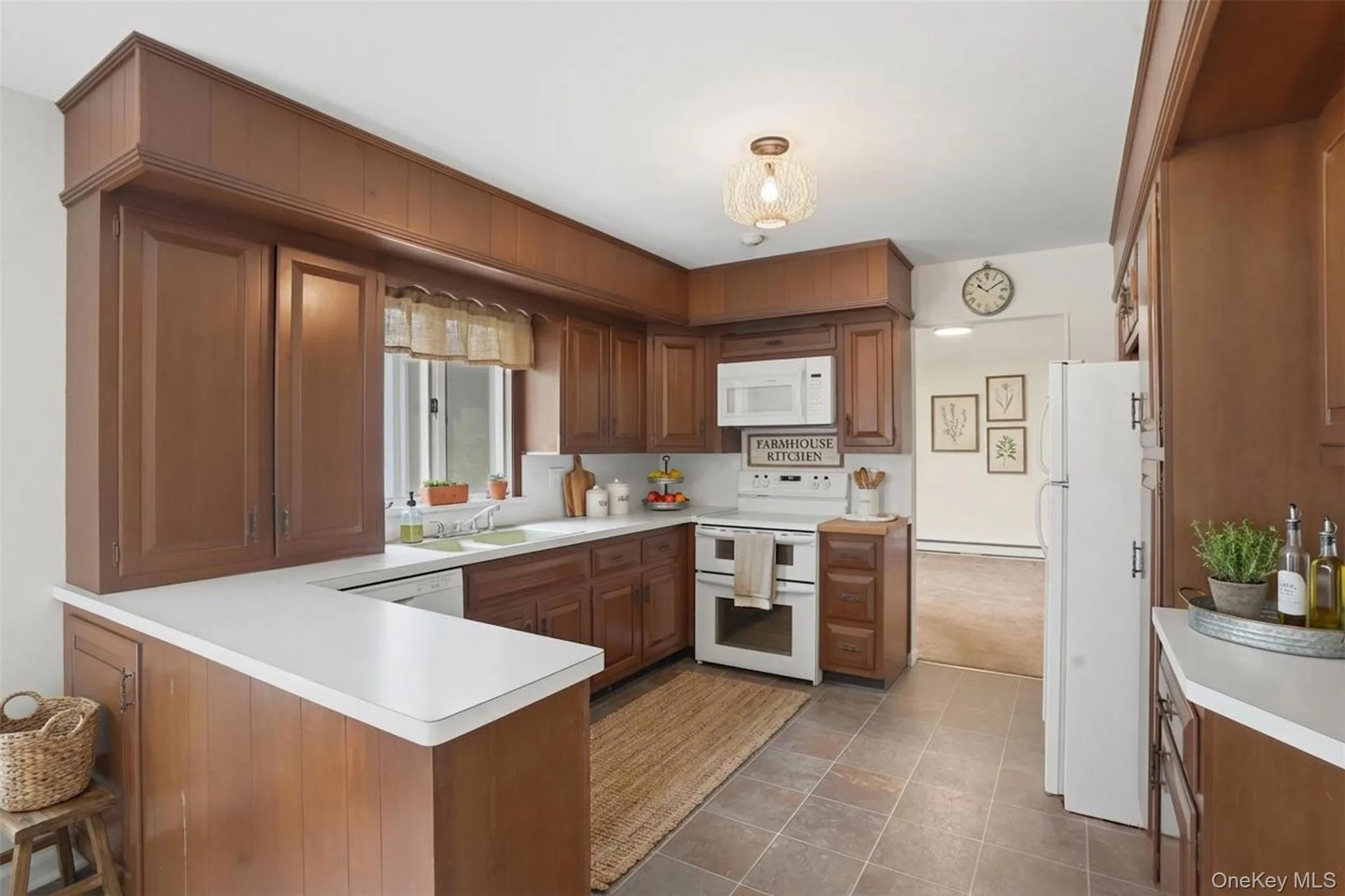 *Kitchen Photo has been Virtually Staged** *Kitchen Photo has been Virtually Staged**