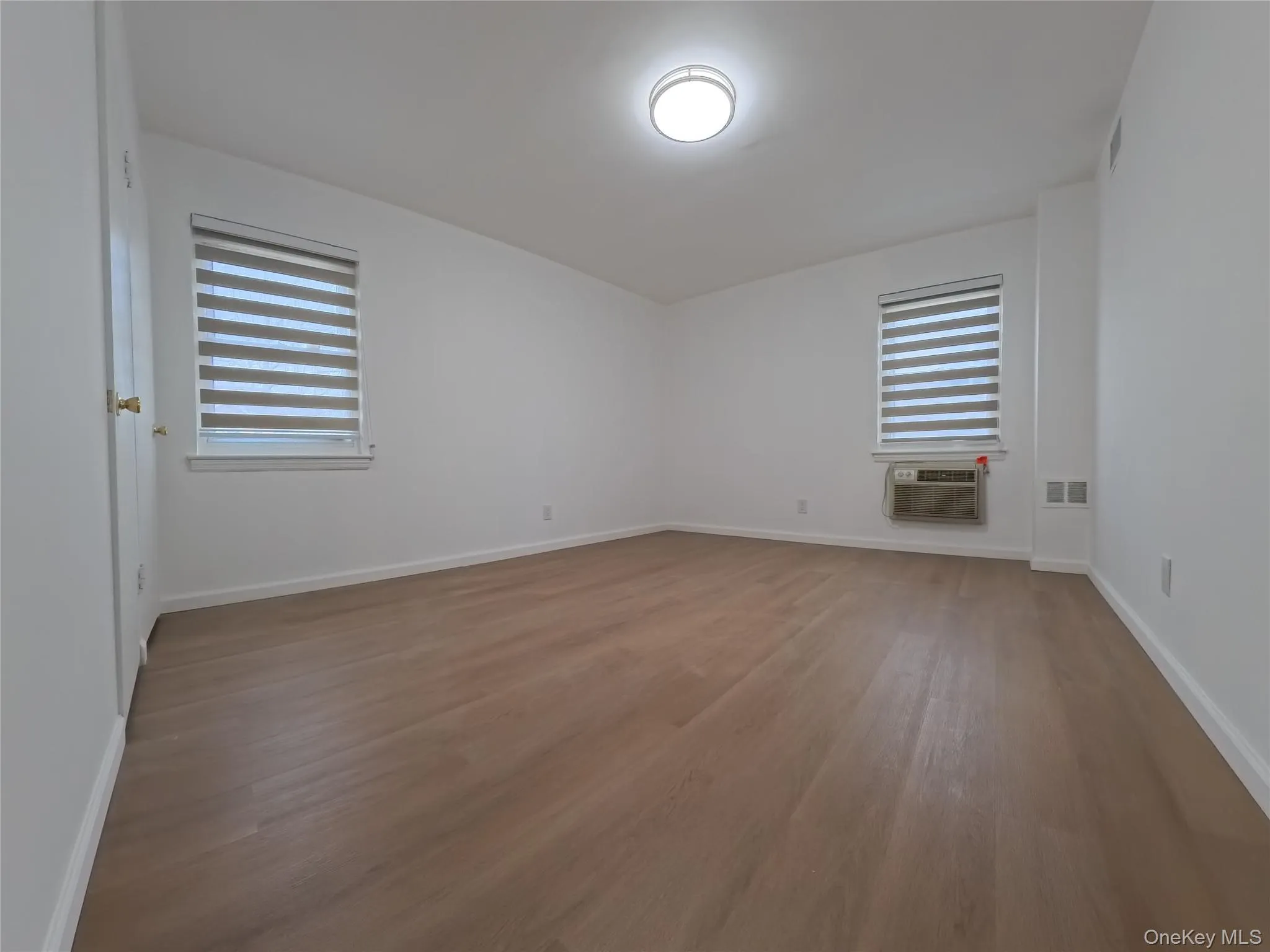6459 228th Street, New York, NY, 3 Bedrooms Bedrooms, 8 Rooms Rooms,2 BathroomsBathrooms,Residential Lease,For Rent,228th,0,977054 6459 228th Street, New York, NY, 3 Bedrooms Bedrooms, 8 Rooms Rooms,2 BathroomsBathrooms,Residential Lease,For Rent,228th,0,977054