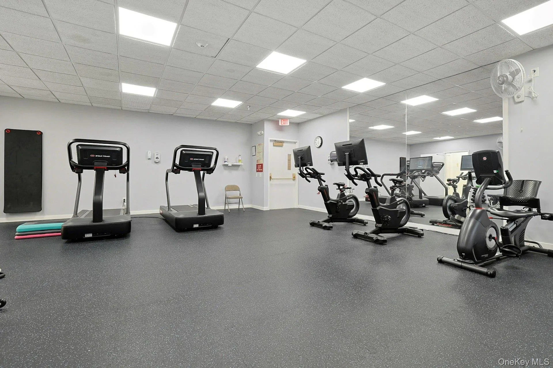 fitness center fitness center