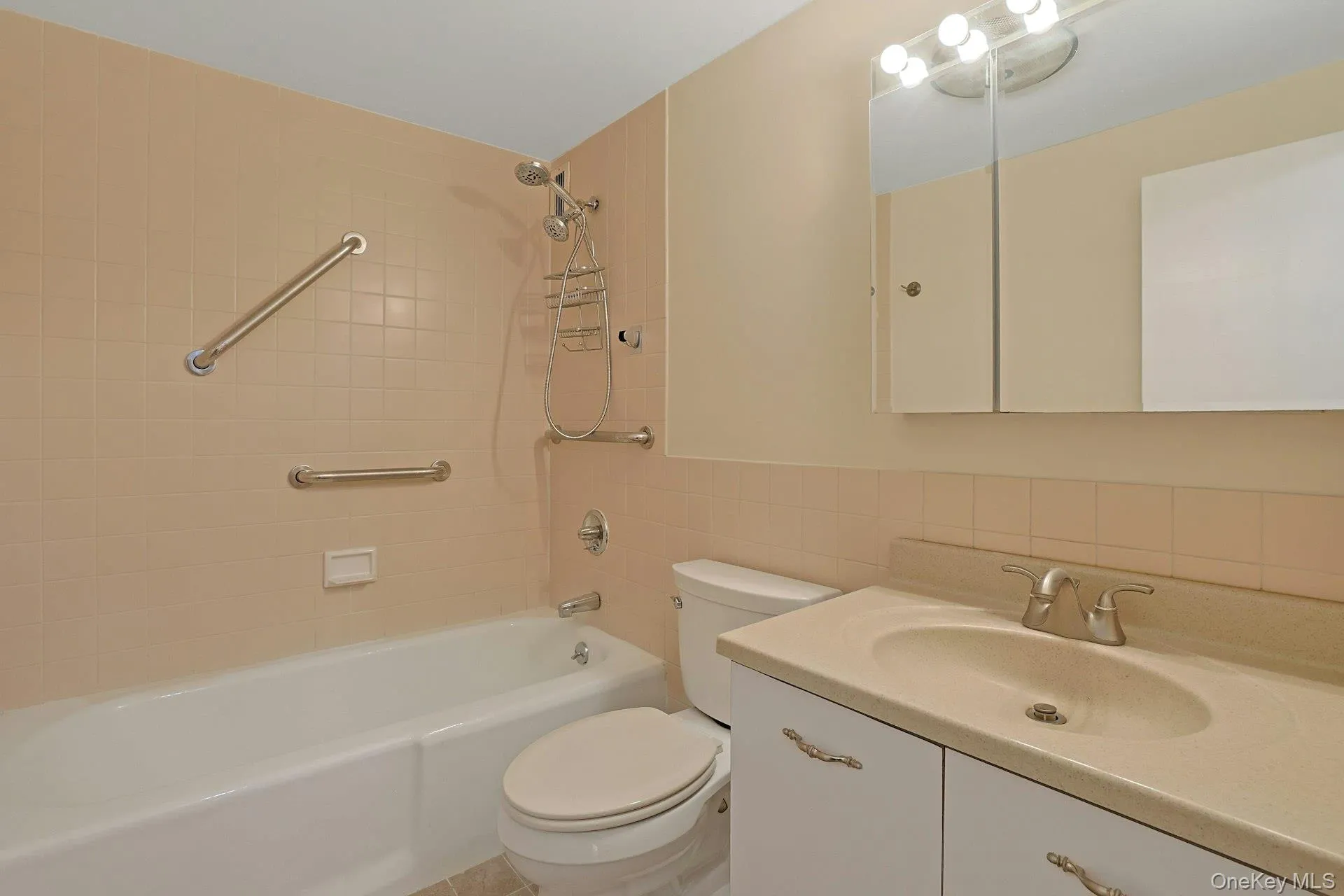 Full bath Full bath
