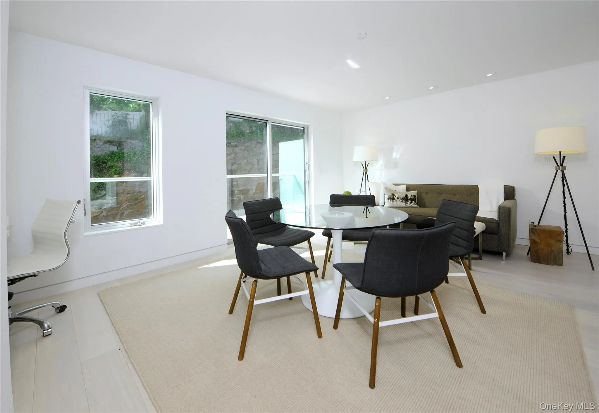 105 Delancey Avenue, Mamaroneck, NY, 3 Bedrooms Bedrooms, 9 Rooms Rooms,3 BathroomsBathrooms,Residential Lease,For Rent,Delancey,0,977061 105 Delancey Avenue, Mamaroneck, NY, 3 Bedrooms Bedrooms, 9 Rooms Rooms,3 BathroomsBathrooms,Residential Lease,For Rent,Delancey,0,977061