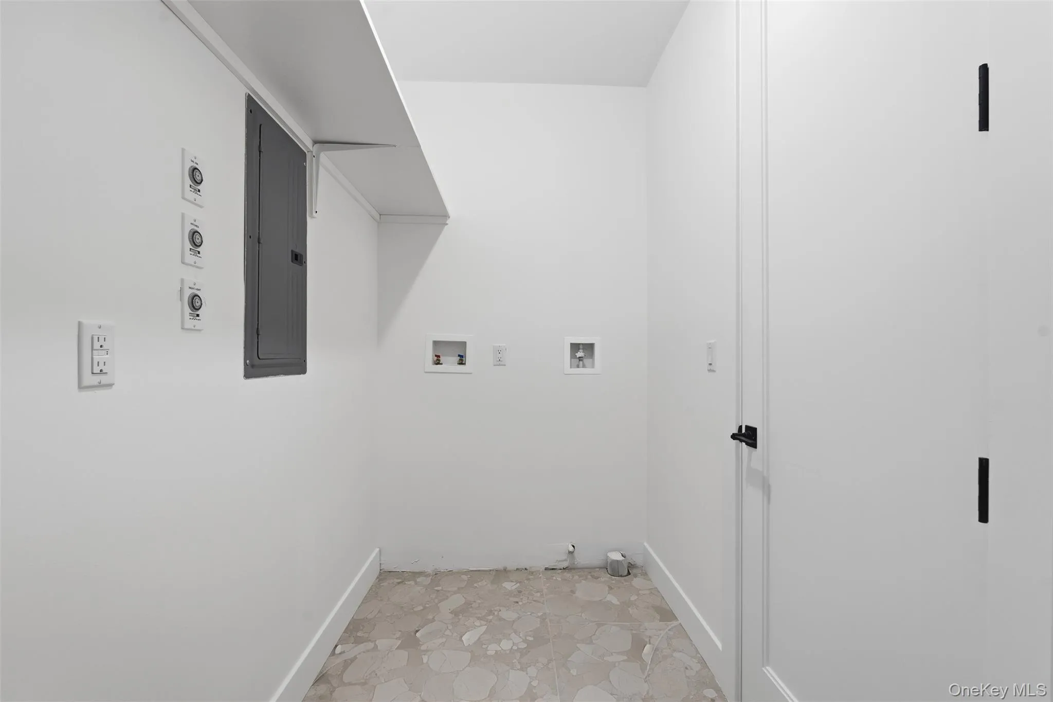 3 Valley Way, Ramapo, NY, 4 Bedrooms Bedrooms, 8 Rooms Rooms,2 BathroomsBathrooms,Residential,For Rent,Valley,0,977065 3 Valley Way, Ramapo, NY, 4 Bedrooms Bedrooms, 8 Rooms Rooms,2 BathroomsBathrooms,Residential,For Rent,Valley,0,977065