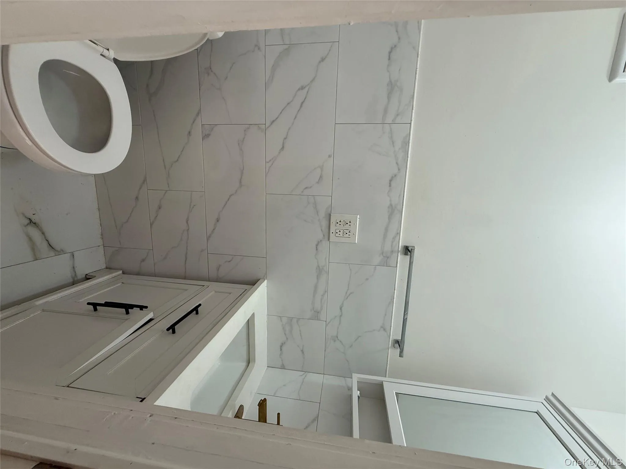 519 Miller Avenue, New York, NY, 4 Bedrooms Bedrooms, 6 Rooms Rooms,1 BathroomBathrooms,Residential Lease,For Rent,Miller,0,977073 519 Miller Avenue, New York, NY, 4 Bedrooms Bedrooms, 6 Rooms Rooms,1 BathroomBathrooms,Residential Lease,For Rent,Miller,0,977073