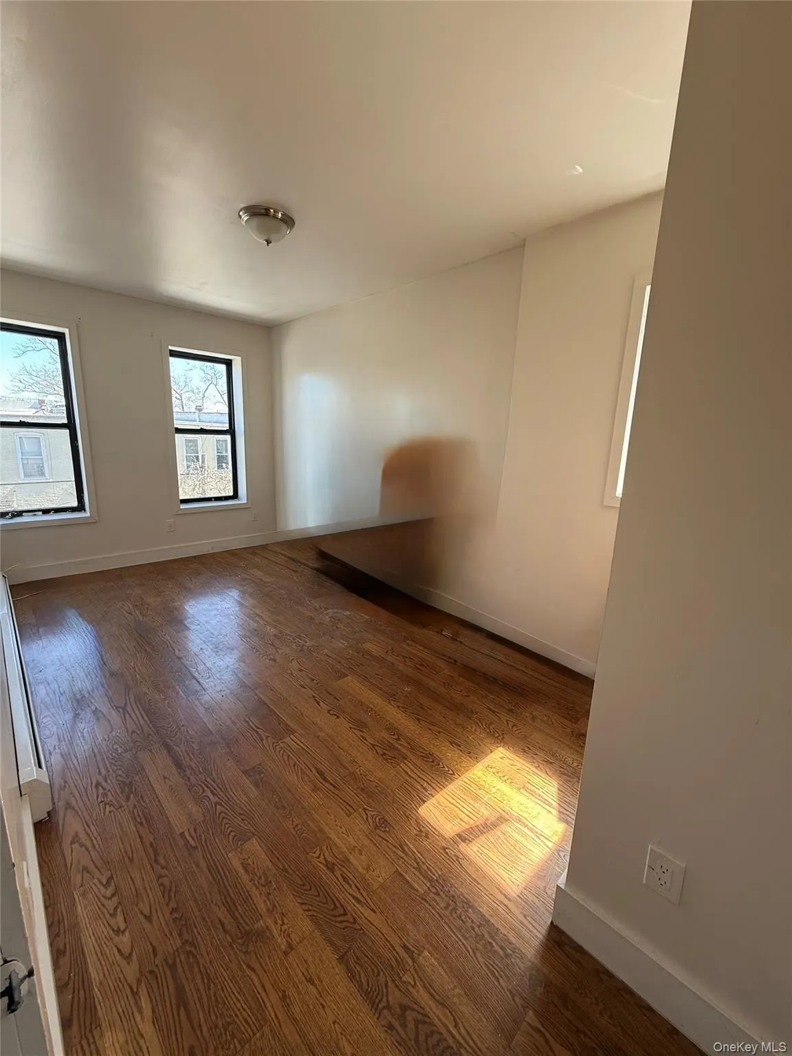 519 Miller Avenue, New York, NY, 4 Bedrooms Bedrooms, 6 Rooms Rooms,1 BathroomBathrooms,Residential Lease,For Rent,Miller,0,977073 519 Miller Avenue, New York, NY, 4 Bedrooms Bedrooms, 6 Rooms Rooms,1 BathroomBathrooms,Residential Lease,For Rent,Miller,0,977073