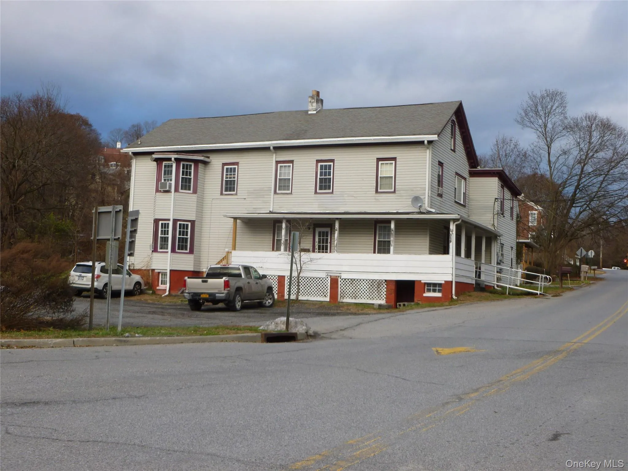 19 Main Street, Wappinger, NY, 1 Bedroom Bedrooms, 3 Rooms Rooms,1 BathroomBathrooms,Residential Lease,For Rent,Main,0,977080 19 Main Street, Wappinger, NY, 1 Bedroom Bedrooms, 3 Rooms Rooms,1 BathroomBathrooms,Residential Lease,For Rent,Main,0,977080