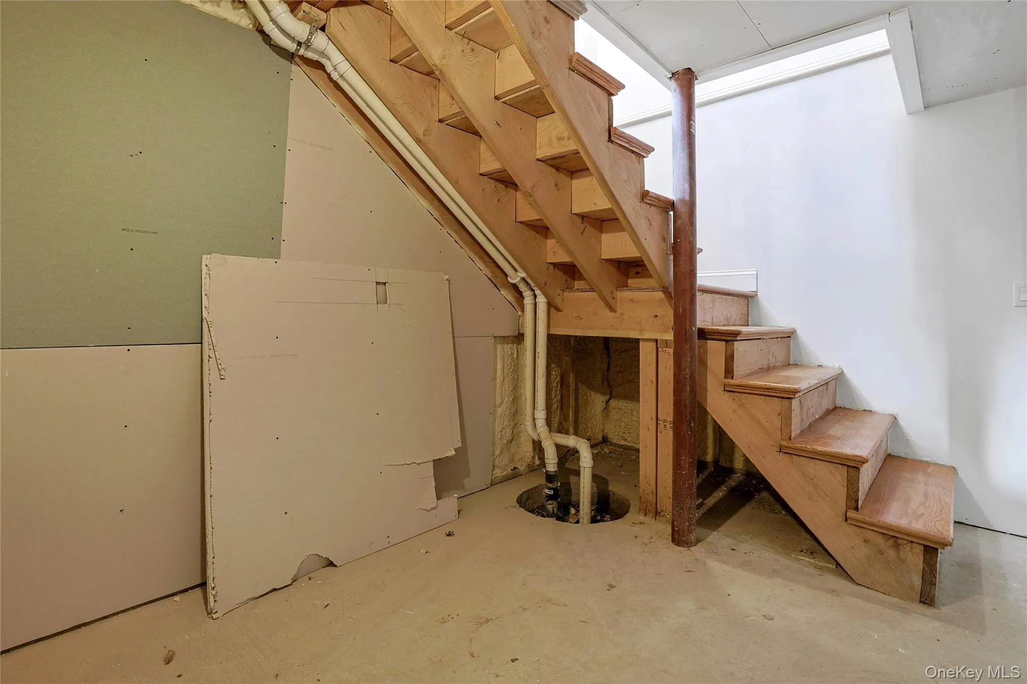 13 Richard Street, Ramapo, NY, 2 Bedrooms Bedrooms, 7 Rooms Rooms,1 BathroomBathrooms,Residential,For Rent,Richard,0,977105 13 Richard Street, Ramapo, NY, 2 Bedrooms Bedrooms, 7 Rooms Rooms,1 BathroomBathrooms,Residential,For Rent,Richard,0,977105