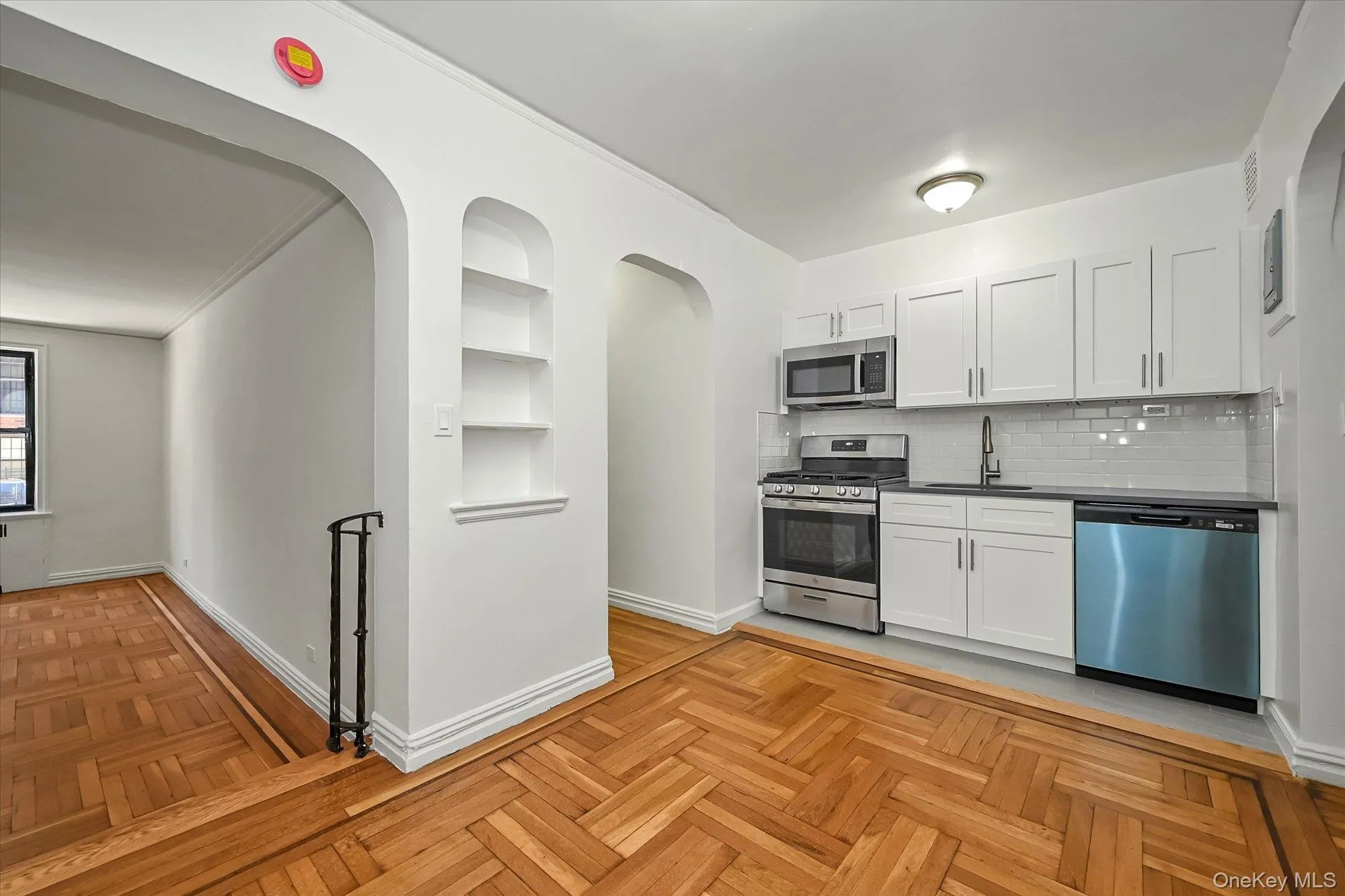 2685 Creston Avenue, New York, NY, 2 Rooms Rooms,1 BathroomBathrooms,Residential,For Rent,Creston,0,977113 2685 Creston Avenue, New York, NY, 2 Rooms Rooms,1 BathroomBathrooms,Residential,For Rent,Creston,0,977113