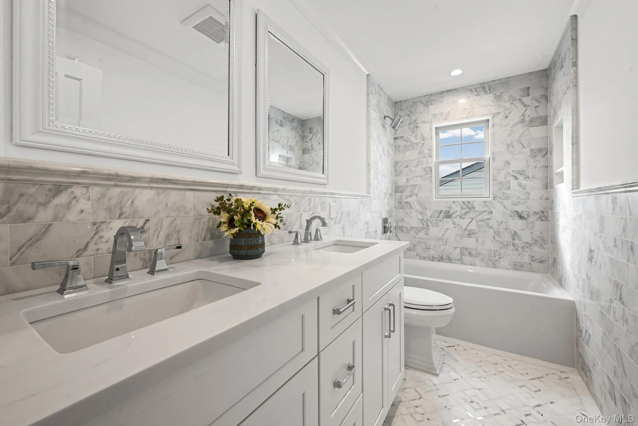 27 Grape Lane, Oyster Bay, NY, 5 Bedrooms Bedrooms, 10 Rooms Rooms,3 BathroomsBathrooms,Residential,For Rent,Grape,0,977115 27 Grape Lane, Oyster Bay, NY, 5 Bedrooms Bedrooms, 10 Rooms Rooms,3 BathroomsBathrooms,Residential,For Rent,Grape,0,977115