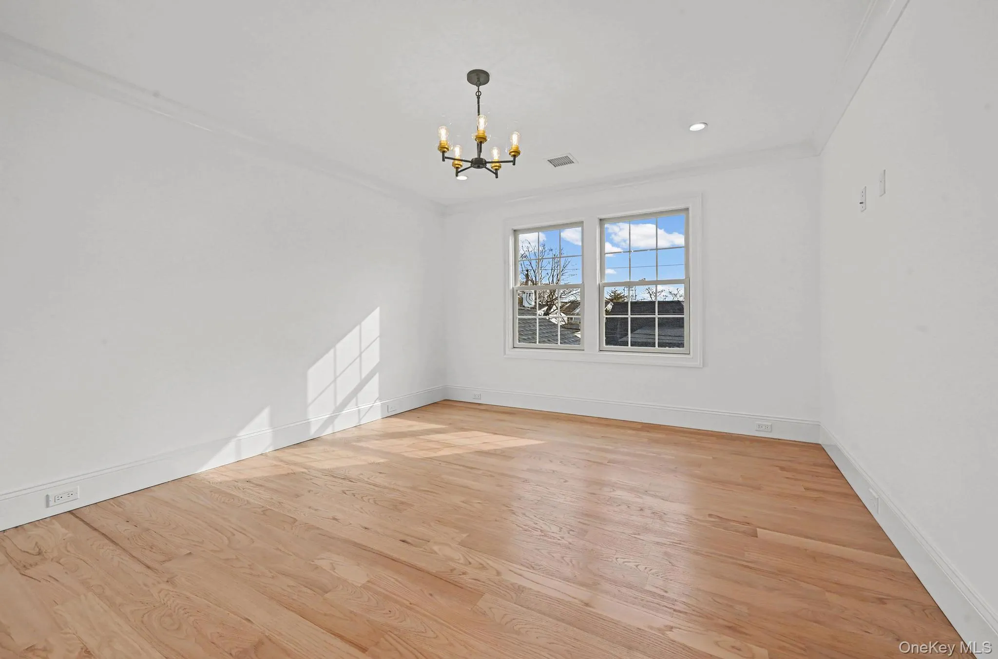 27 Grape Lane, Oyster Bay, NY, 5 Bedrooms Bedrooms, 10 Rooms Rooms,3 BathroomsBathrooms,Residential,For Rent,Grape,0,977115 27 Grape Lane, Oyster Bay, NY, 5 Bedrooms Bedrooms, 10 Rooms Rooms,3 BathroomsBathrooms,Residential,For Rent,Grape,0,977115