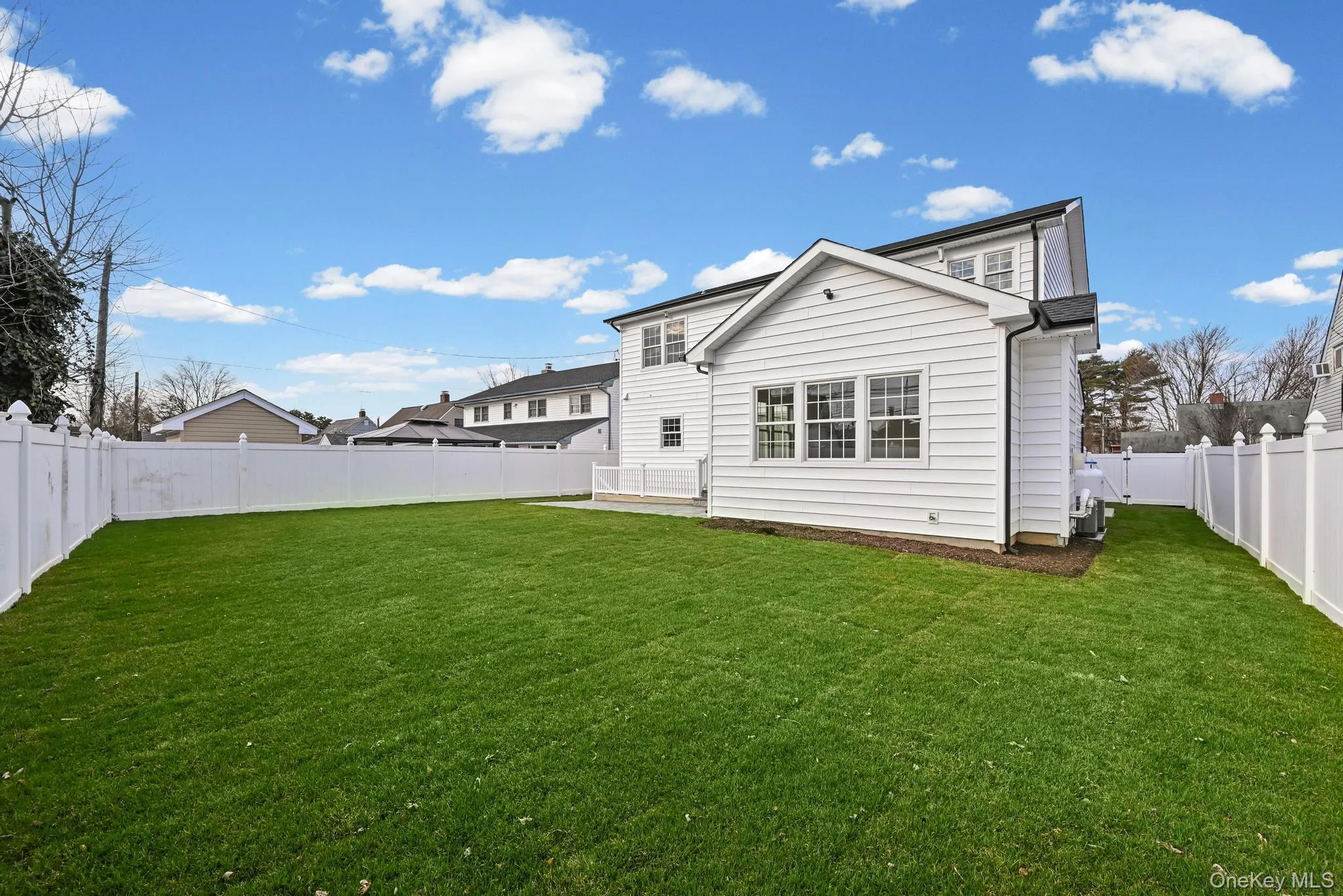 27 Grape Lane, Oyster Bay, NY, 5 Bedrooms Bedrooms, 10 Rooms Rooms,3 BathroomsBathrooms,Residential,For Rent,Grape,0,977115 27 Grape Lane, Oyster Bay, NY, 5 Bedrooms Bedrooms, 10 Rooms Rooms,3 BathroomsBathrooms,Residential,For Rent,Grape,0,977115