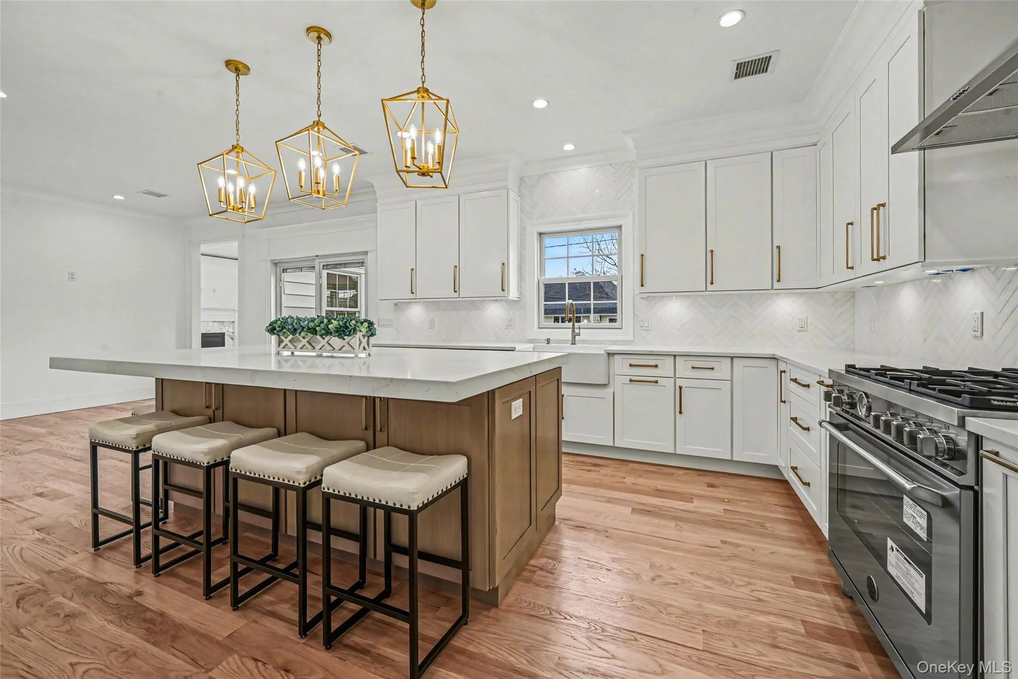 27 Grape Lane, Oyster Bay, NY, 5 Bedrooms Bedrooms, 10 Rooms Rooms,3 BathroomsBathrooms,Residential,For Rent,Grape,0,977115 27 Grape Lane, Oyster Bay, NY, 5 Bedrooms Bedrooms, 10 Rooms Rooms,3 BathroomsBathrooms,Residential,For Rent,Grape,0,977115