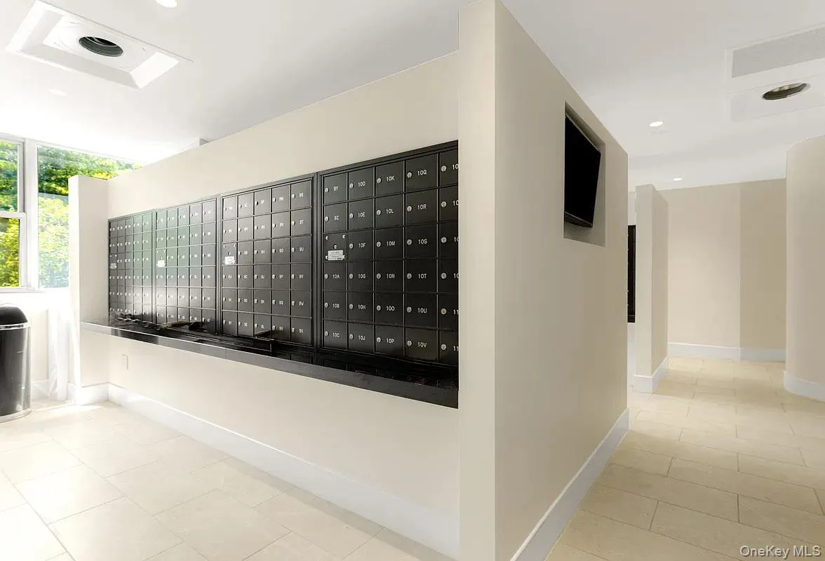 70-25 Yellowstone Boulevard, New York, NY, 1 Bedroom Bedrooms, 3 Rooms Rooms,1 BathroomBathrooms,Residential Lease,For Rent,Yellowstone,0,977116 70-25 Yellowstone Boulevard, New York, NY, 1 Bedroom Bedrooms, 3 Rooms Rooms,1 BathroomBathrooms,Residential Lease,For Rent,Yellowstone,0,977116