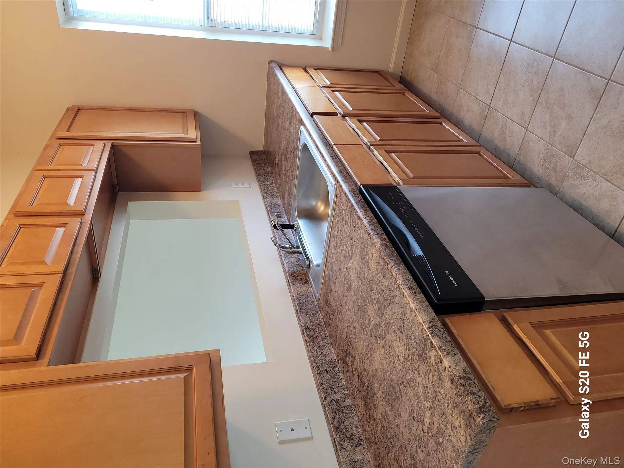 268 Ruth Court, Middletown, NY, 2 Bedrooms Bedrooms, 6 Rooms Rooms,2 BathroomsBathrooms,Residential Lease,For Rent,Ruth,0,977118 268 Ruth Court, Middletown, NY, 2 Bedrooms Bedrooms, 6 Rooms Rooms,2 BathroomsBathrooms,Residential Lease,For Rent,Ruth,0,977118