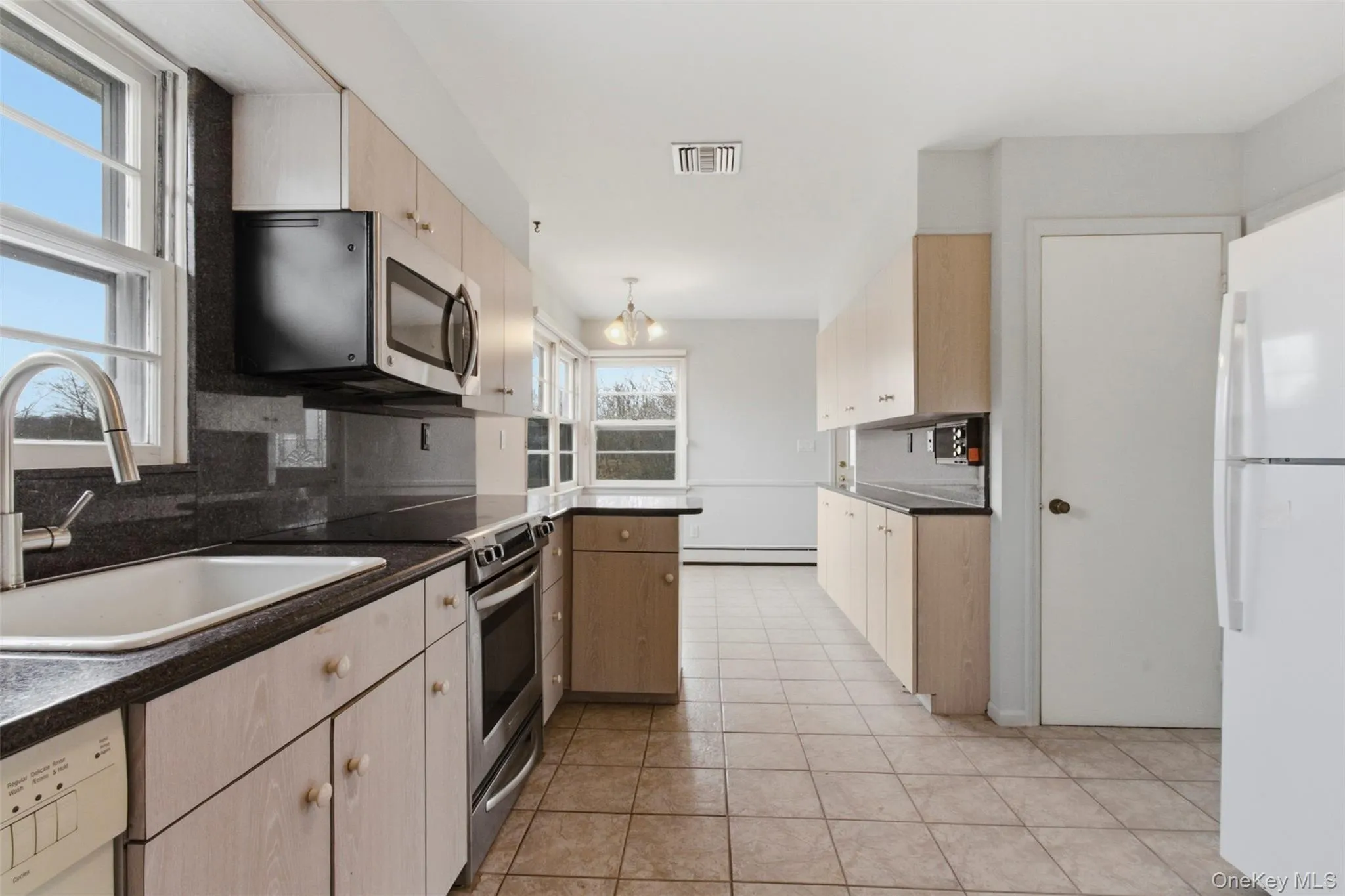 Well organized kitchen with wonderful views. Well organized kitchen with wonderful views.
