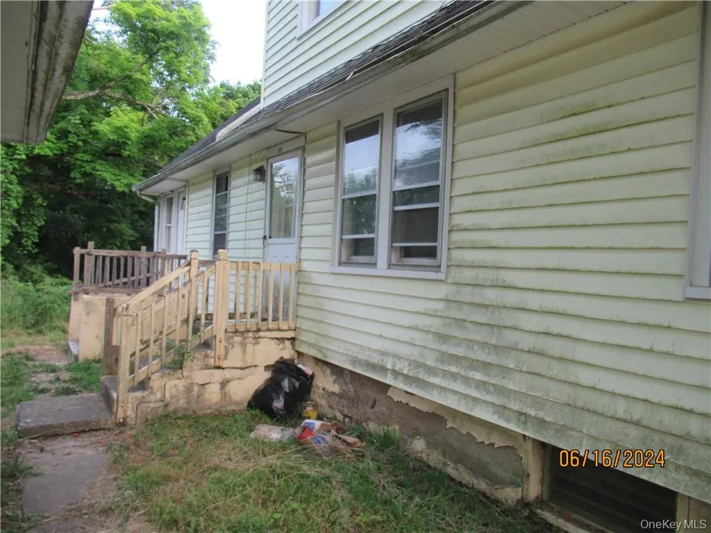 View of side of property View of side of property