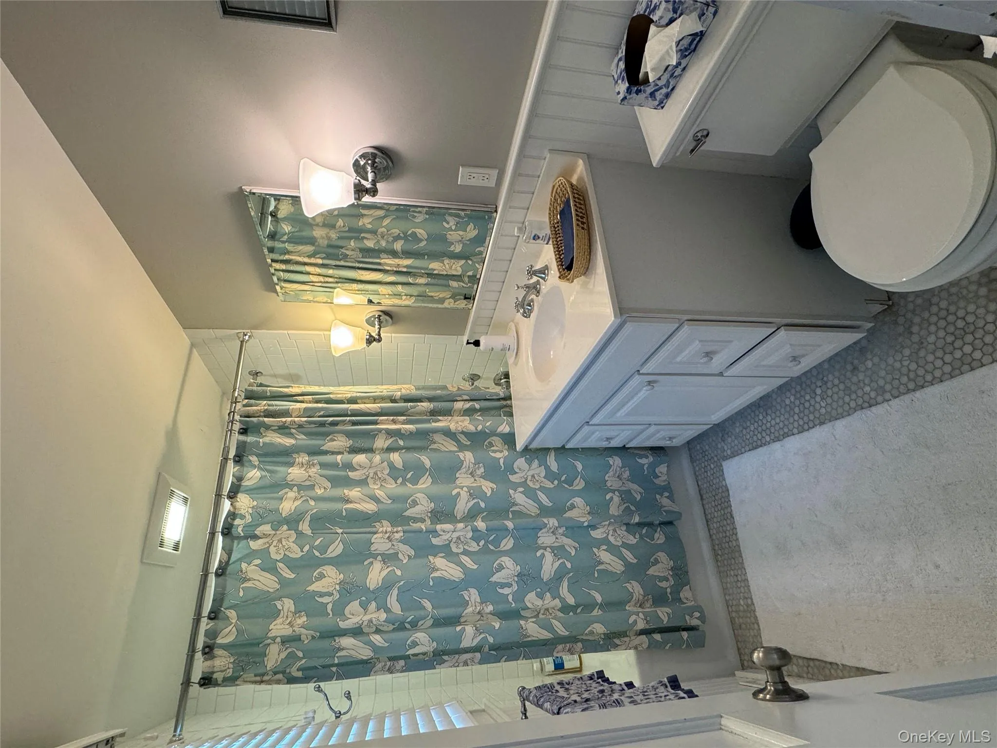 1429 Peconic Bay Boulevard, Riverhead, NY, 4 Bedrooms Bedrooms, 9 Rooms Rooms,2 BathroomsBathrooms,Residential Lease,For Rent,Peconic Bay,0,977160 1429 Peconic Bay Boulevard, Riverhead, NY, 4 Bedrooms Bedrooms, 9 Rooms Rooms,2 BathroomsBathrooms,Residential Lease,For Rent,Peconic Bay,0,977160