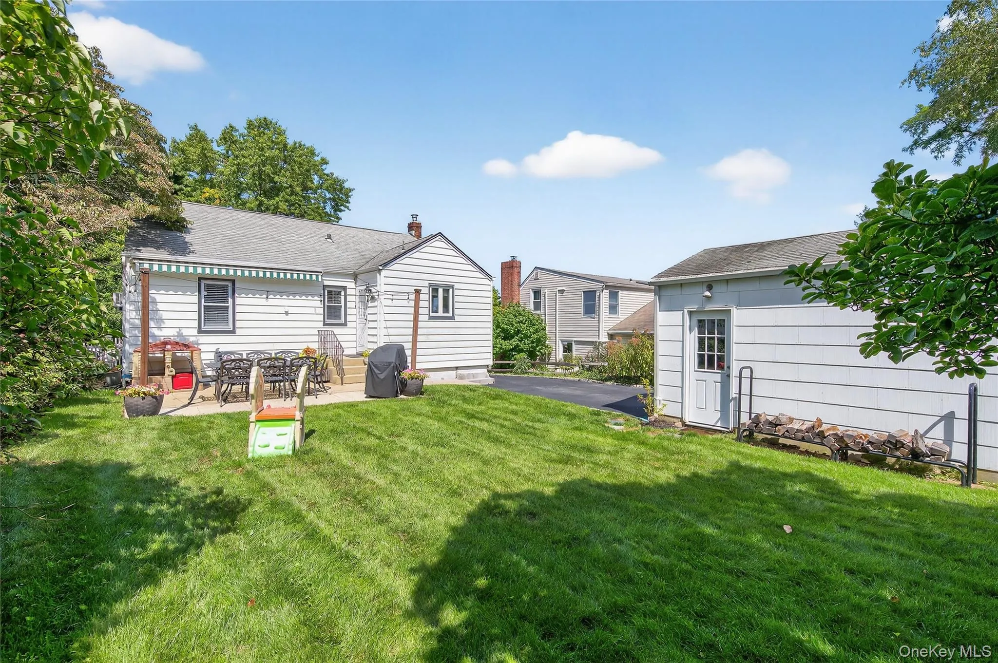 13 Prospect Street, Oyster Bay, NY, 2 Bedrooms Bedrooms, 4 Rooms Rooms,1 BathroomBathrooms,Residential Lease,For Rent,Prospect,0,977167 13 Prospect Street, Oyster Bay, NY, 2 Bedrooms Bedrooms, 4 Rooms Rooms,1 BathroomBathrooms,Residential Lease,For Rent,Prospect,0,977167