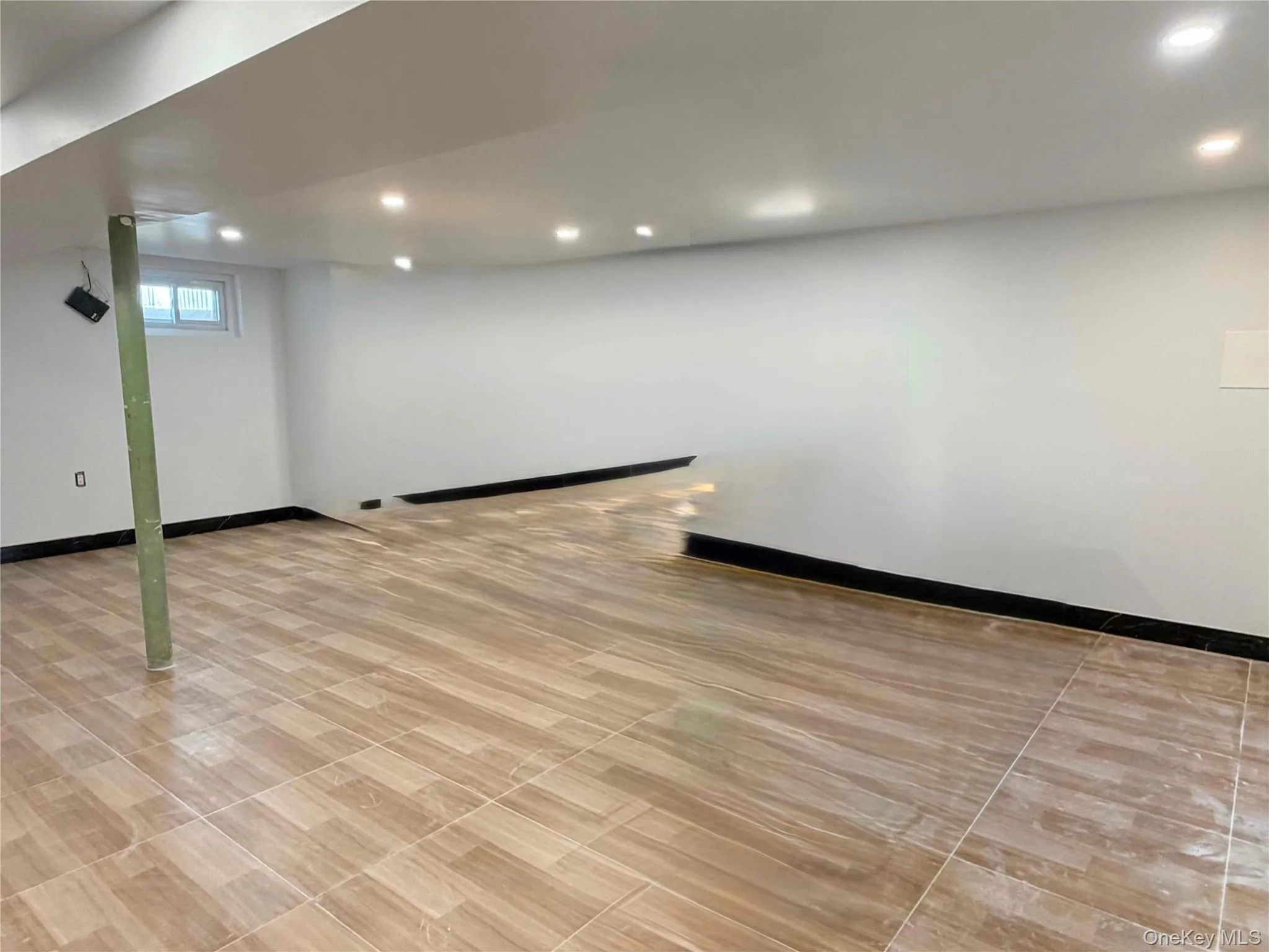 13 Prospect Street, Oyster Bay, NY, 2 Bedrooms Bedrooms, 4 Rooms Rooms,1 BathroomBathrooms,Residential Lease,For Rent,Prospect,0,977167 13 Prospect Street, Oyster Bay, NY, 2 Bedrooms Bedrooms, 4 Rooms Rooms,1 BathroomBathrooms,Residential Lease,For Rent,Prospect,0,977167