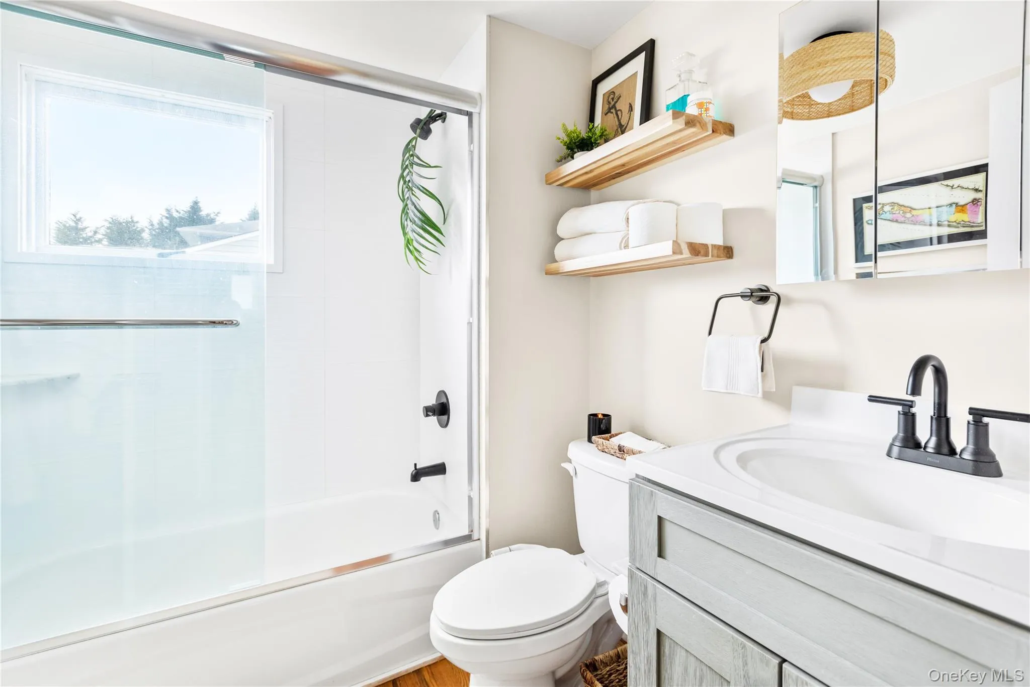 58 Howells Point Road, Brookhaven, NY, 3 Bedrooms Bedrooms, 6 Rooms Rooms,2 BathroomsBathrooms,Residential Lease,For Rent,Howells Point,0,977168 58 Howells Point Road, Brookhaven, NY, 3 Bedrooms Bedrooms, 6 Rooms Rooms,2 BathroomsBathrooms,Residential Lease,For Rent,Howells Point,0,977168