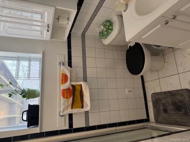 5 Sage Court, Huntington, NY, 1 Bedroom Bedrooms, 2 Rooms Rooms,1 BathroomBathrooms,Residential Lease,For Rent,Sage,0,977170 5 Sage Court, Huntington, NY, 1 Bedroom Bedrooms, 2 Rooms Rooms,1 BathroomBathrooms,Residential Lease,For Rent,Sage,0,977170