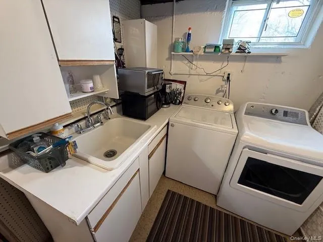 5 Sage Court, Huntington, NY, 1 Bedroom Bedrooms, 2 Rooms Rooms,1 BathroomBathrooms,Residential Lease,For Rent,Sage,0,977170 5 Sage Court, Huntington, NY, 1 Bedroom Bedrooms, 2 Rooms Rooms,1 BathroomBathrooms,Residential Lease,For Rent,Sage,0,977170