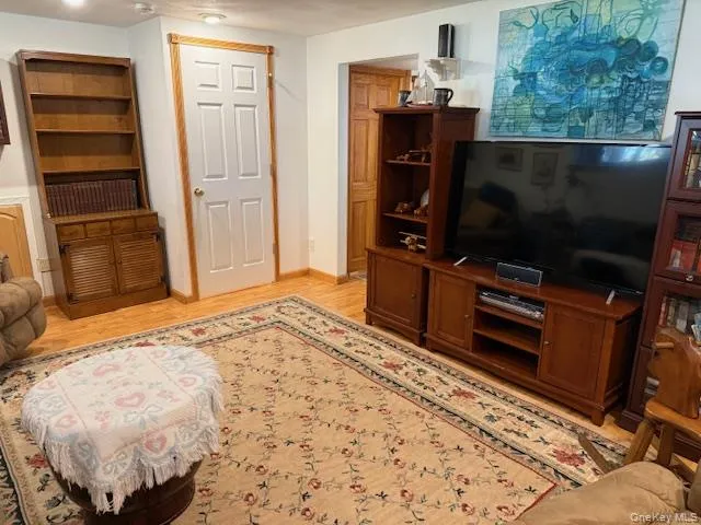 5 Sage Court, Huntington, NY, 1 Bedroom Bedrooms, 2 Rooms Rooms,1 BathroomBathrooms,Residential Lease,For Rent,Sage,0,977170 5 Sage Court, Huntington, NY, 1 Bedroom Bedrooms, 2 Rooms Rooms,1 BathroomBathrooms,Residential Lease,For Rent,Sage,0,977170