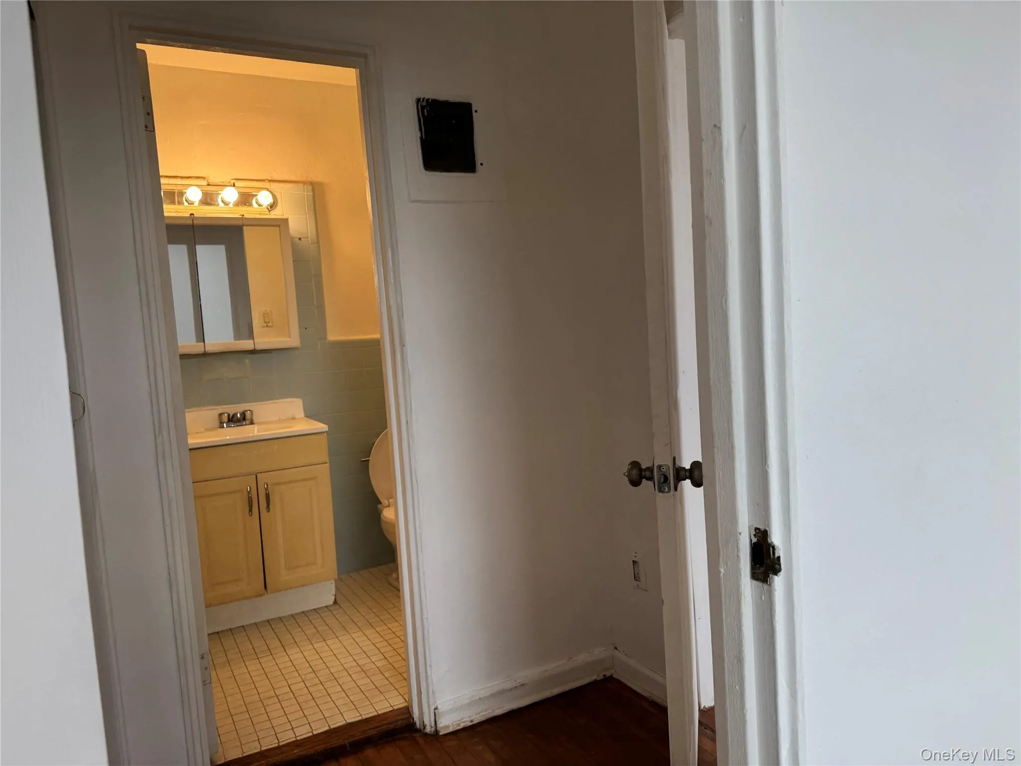 108-49 63rd Ave, New York, NY, 3 Rooms Rooms,1 BathroomBathrooms,Residential Lease,For Rent,63rd Ave,0,977175 108-49 63rd Ave, New York, NY, 3 Rooms Rooms,1 BathroomBathrooms,Residential Lease,For Rent,63rd Ave,0,977175