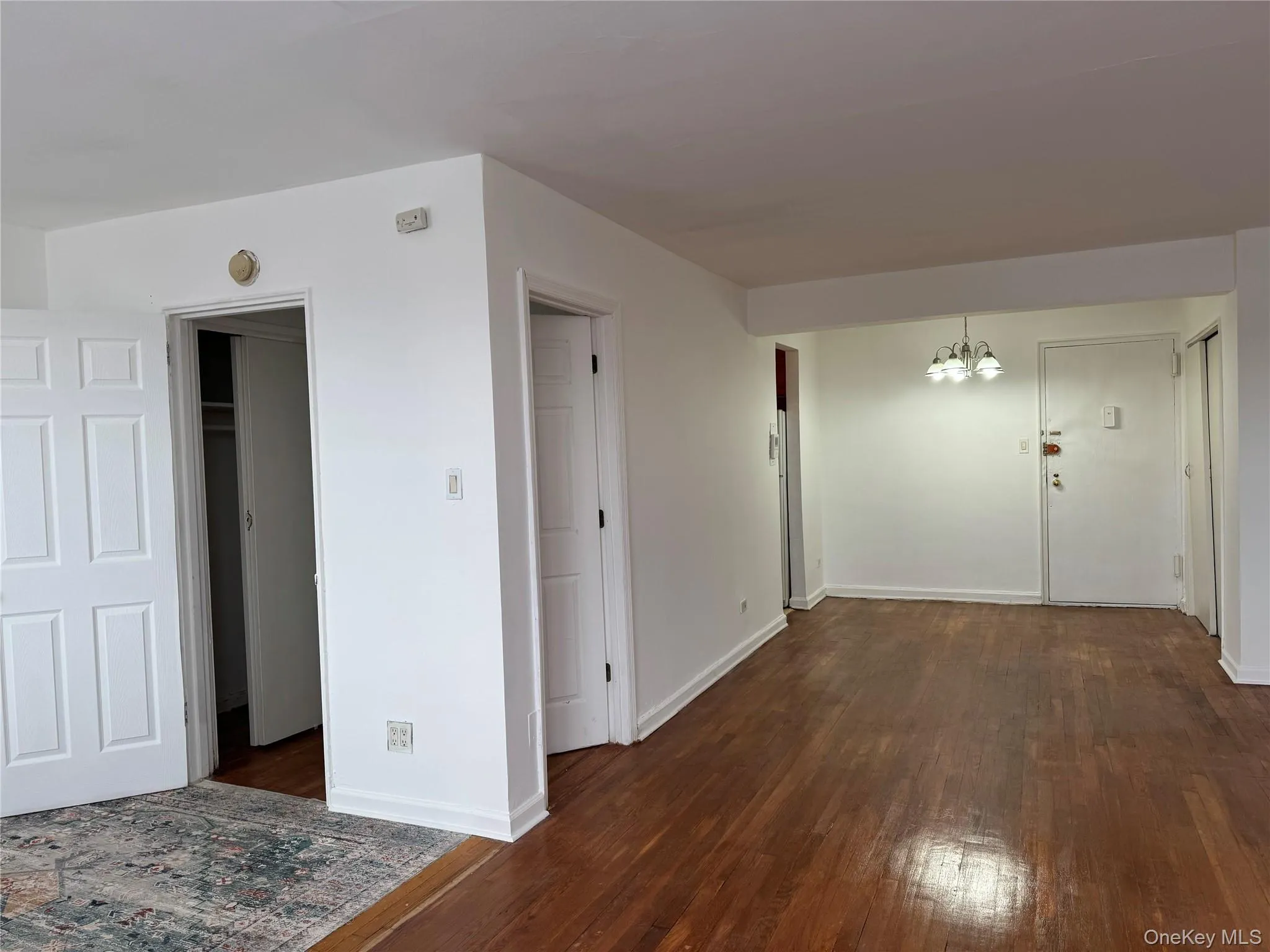 108-49 63rd Ave, New York, NY, 3 Rooms Rooms,1 BathroomBathrooms,Residential Lease,For Rent,63rd Ave,0,977175 108-49 63rd Ave, New York, NY, 3 Rooms Rooms,1 BathroomBathrooms,Residential Lease,For Rent,63rd Ave,0,977175