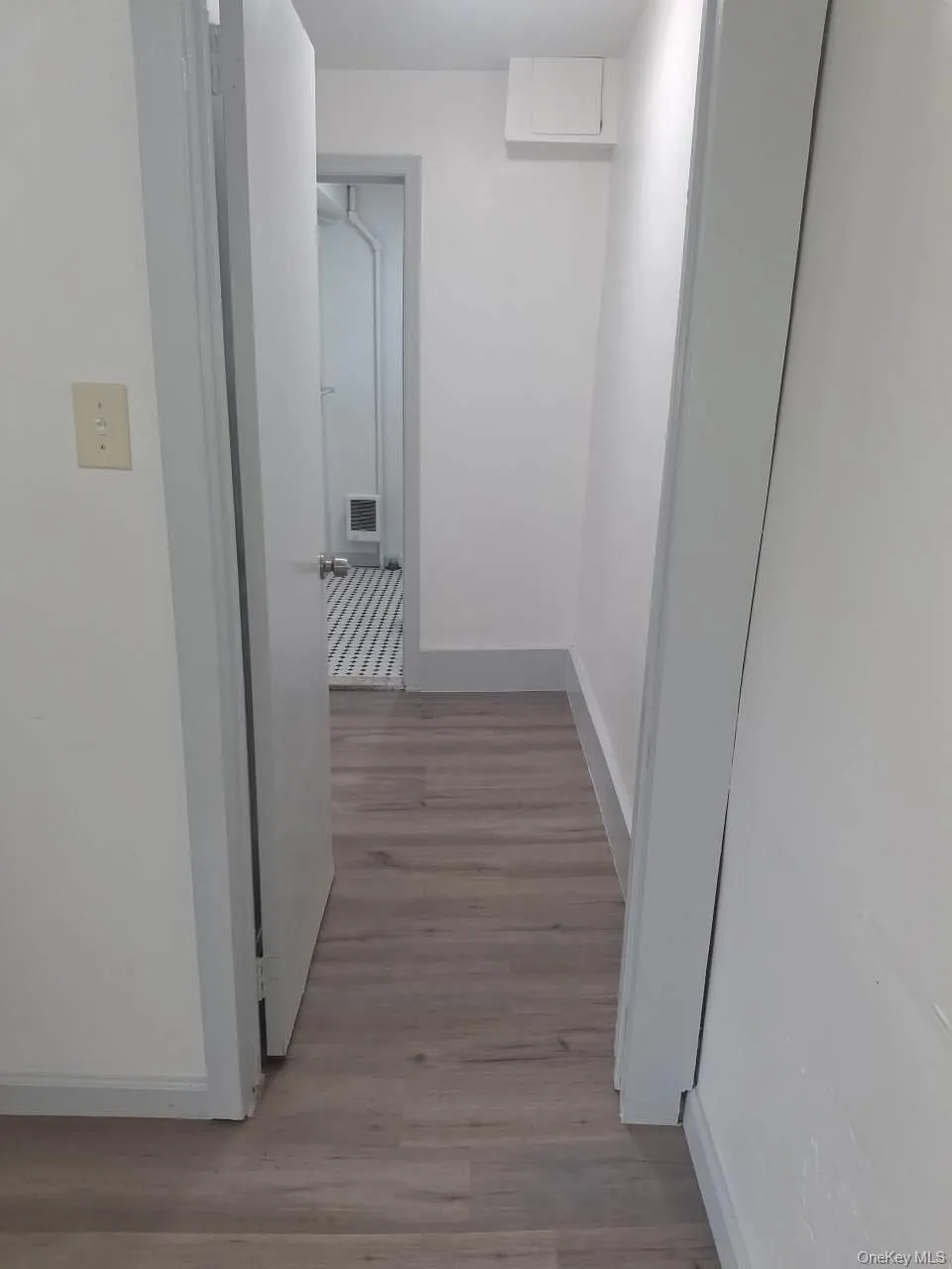 17 Canal Street, Wawarsing, NY, 1 Bedroom Bedrooms, 3 Rooms Rooms,1 BathroomBathrooms,Residential Lease,For Rent,Canal,0,977190 17 Canal Street, Wawarsing, NY, 1 Bedroom Bedrooms, 3 Rooms Rooms,1 BathroomBathrooms,Residential Lease,For Rent,Canal,0,977190