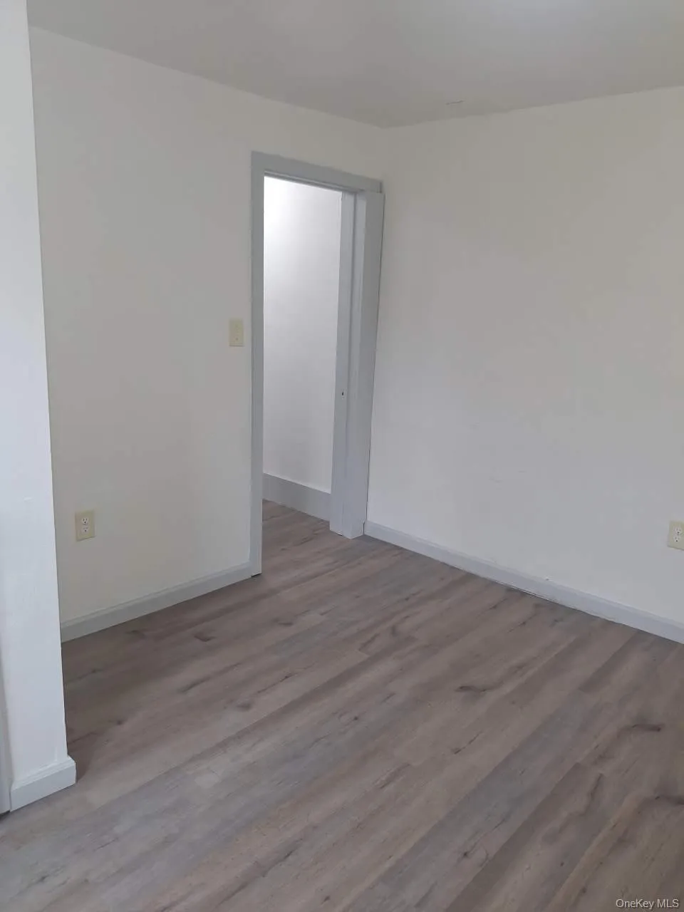 17 Canal Street, Wawarsing, NY, 1 Bedroom Bedrooms, 3 Rooms Rooms,1 BathroomBathrooms,Residential Lease,For Rent,Canal,0,977190 17 Canal Street, Wawarsing, NY, 1 Bedroom Bedrooms, 3 Rooms Rooms,1 BathroomBathrooms,Residential Lease,For Rent,Canal,0,977190