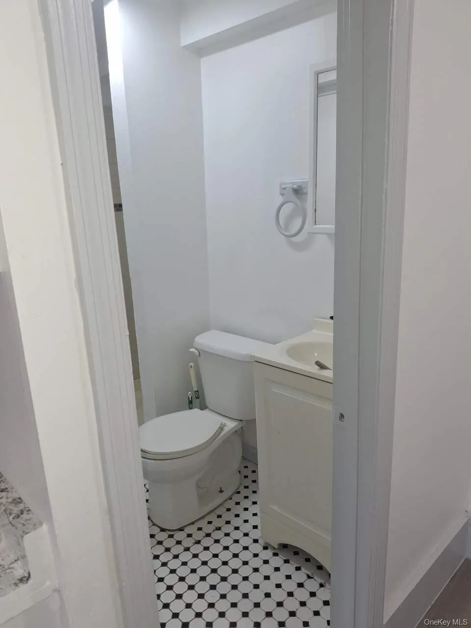 17 Canal Street, Wawarsing, NY, 1 Bedroom Bedrooms, 3 Rooms Rooms,1 BathroomBathrooms,Residential Lease,For Rent,Canal,0,977190 17 Canal Street, Wawarsing, NY, 1 Bedroom Bedrooms, 3 Rooms Rooms,1 BathroomBathrooms,Residential Lease,For Rent,Canal,0,977190