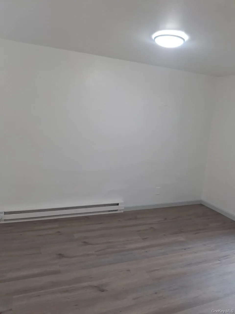 17 Canal Street, Wawarsing, NY, 1 Bedroom Bedrooms, 3 Rooms Rooms,1 BathroomBathrooms,Residential Lease,For Rent,Canal,0,977190 17 Canal Street, Wawarsing, NY, 1 Bedroom Bedrooms, 3 Rooms Rooms,1 BathroomBathrooms,Residential Lease,For Rent,Canal,0,977190