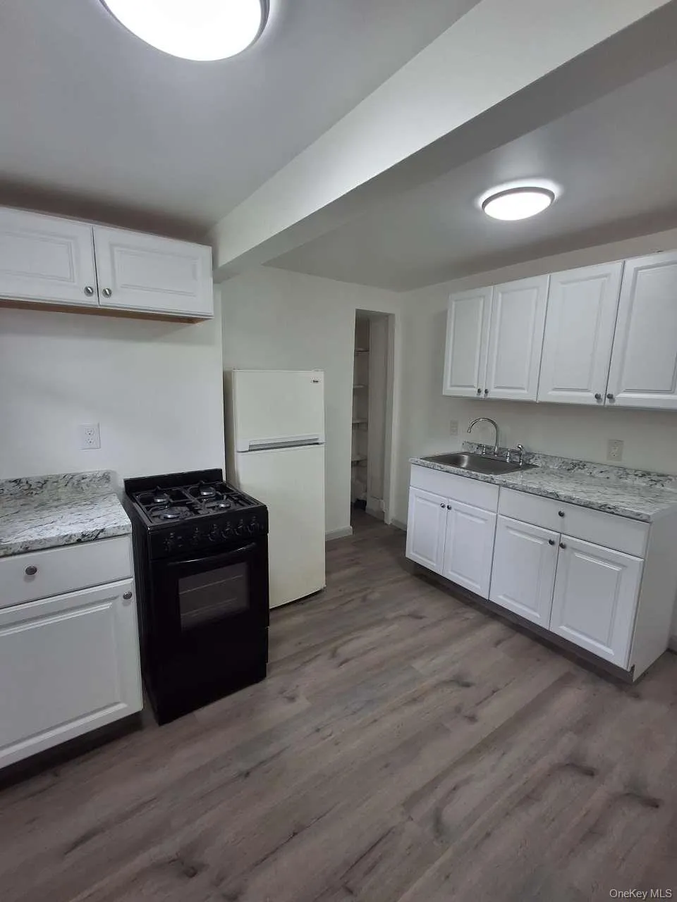 17 Canal Street, Wawarsing, NY, 1 Bedroom Bedrooms, 3 Rooms Rooms,1 BathroomBathrooms,Residential Lease,For Rent,Canal,0,977190 17 Canal Street, Wawarsing, NY, 1 Bedroom Bedrooms, 3 Rooms Rooms,1 BathroomBathrooms,Residential Lease,For Rent,Canal,0,977190