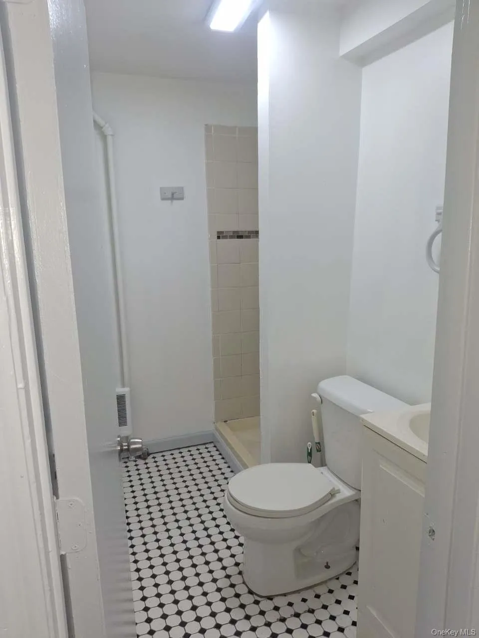 17 Canal Street, Wawarsing, NY, 1 Bedroom Bedrooms, 3 Rooms Rooms,1 BathroomBathrooms,Residential Lease,For Rent,Canal,0,977190 17 Canal Street, Wawarsing, NY, 1 Bedroom Bedrooms, 3 Rooms Rooms,1 BathroomBathrooms,Residential Lease,For Rent,Canal,0,977190