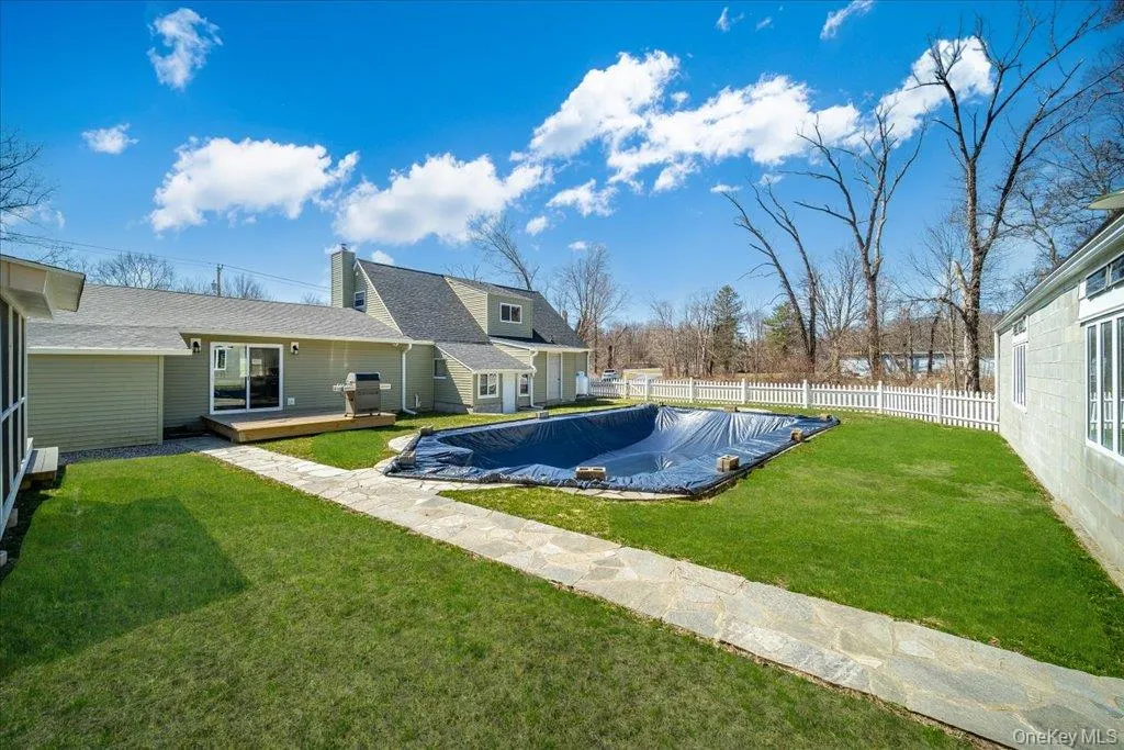 1548 State Route 32, Plattekill, NY, 3 Bedrooms Bedrooms, 8 Rooms Rooms,2 BathroomsBathrooms,Residential,For Rent,State Route 32,0,977191 1548 State Route 32, Plattekill, NY, 3 Bedrooms Bedrooms, 8 Rooms Rooms,2 BathroomsBathrooms,Residential,For Rent,State Route 32,0,977191