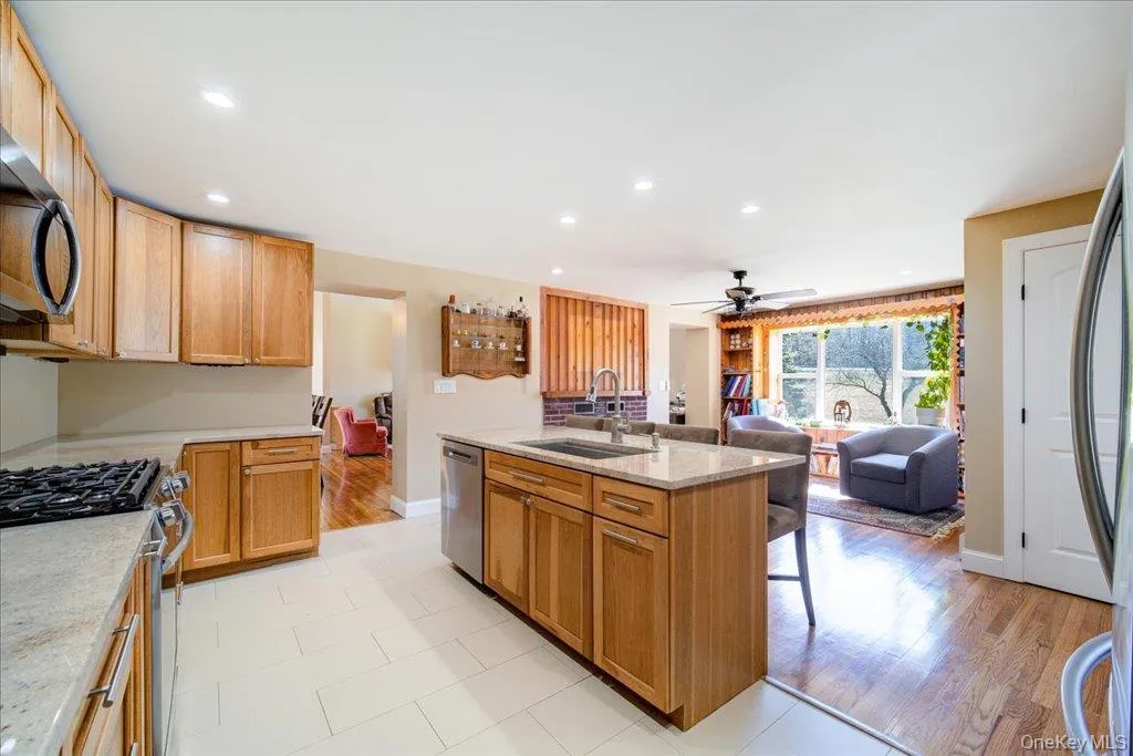 1548 State Route 32, Plattekill, NY, 3 Bedrooms Bedrooms, 8 Rooms Rooms,2 BathroomsBathrooms,Residential,For Rent,State Route 32,0,977191 1548 State Route 32, Plattekill, NY, 3 Bedrooms Bedrooms, 8 Rooms Rooms,2 BathroomsBathrooms,Residential,For Rent,State Route 32,0,977191