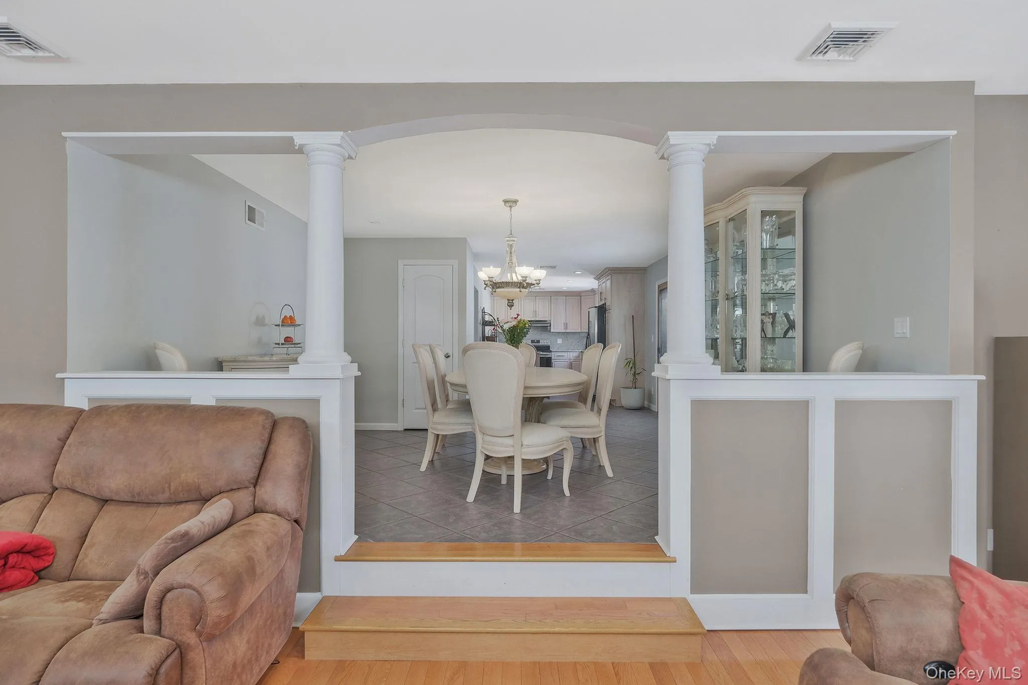 43 Hallock Avenue, Smithtown, NY, 4 Bedrooms Bedrooms, 8 Rooms Rooms,2 BathroomsBathrooms,Residential,For Rent,Hallock,0,977202 43 Hallock Avenue, Smithtown, NY, 4 Bedrooms Bedrooms, 8 Rooms Rooms,2 BathroomsBathrooms,Residential,For Rent,Hallock,0,977202