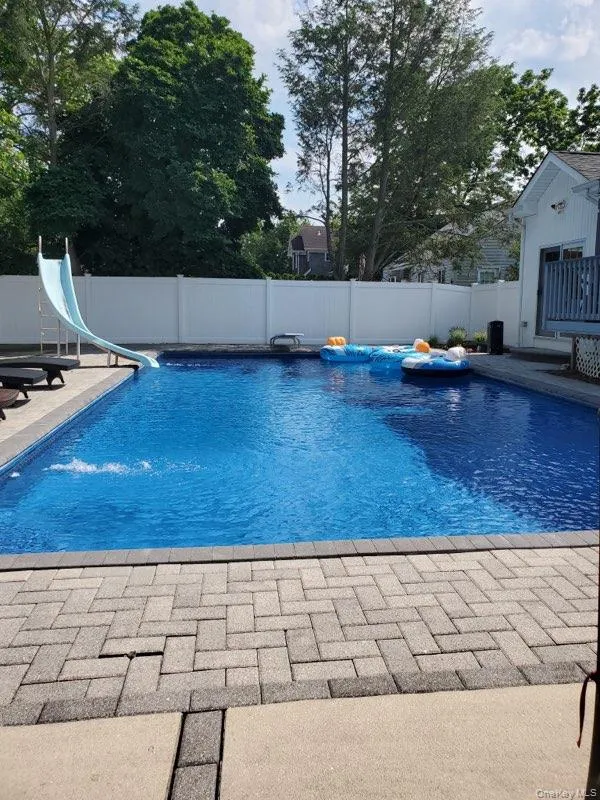 43 Hallock Avenue, Smithtown, NY, 4 Bedrooms Bedrooms, 8 Rooms Rooms,2 BathroomsBathrooms,Residential,For Rent,Hallock,0,977202 43 Hallock Avenue, Smithtown, NY, 4 Bedrooms Bedrooms, 8 Rooms Rooms,2 BathroomsBathrooms,Residential,For Rent,Hallock,0,977202