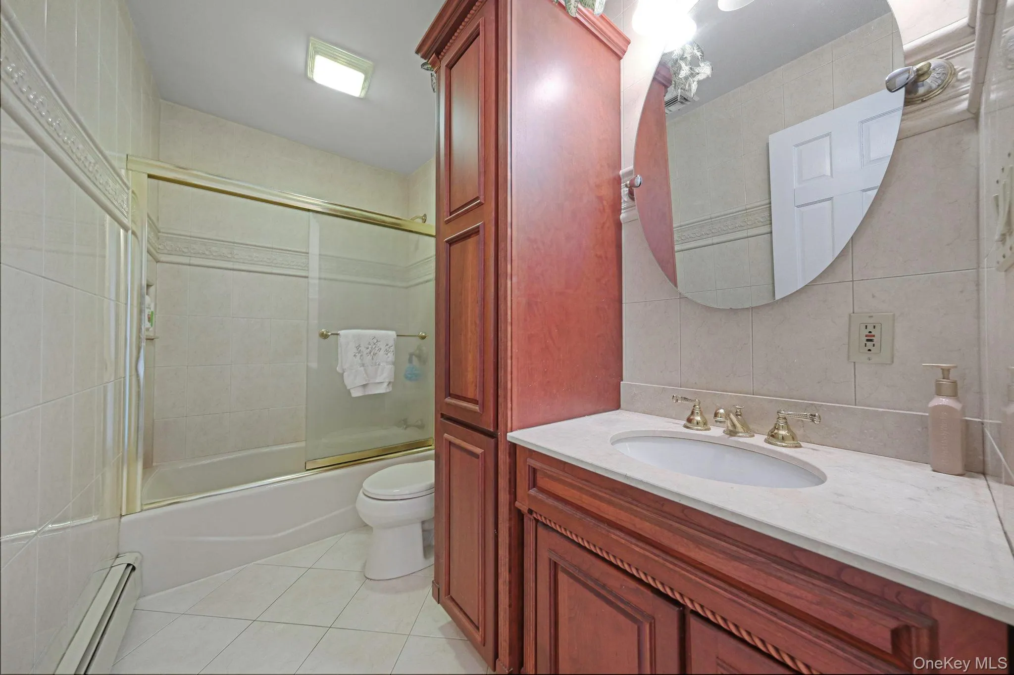 43 Hallock Avenue, Smithtown, NY, 4 Bedrooms Bedrooms, 8 Rooms Rooms,2 BathroomsBathrooms,Residential,For Rent,Hallock,0,977202 43 Hallock Avenue, Smithtown, NY, 4 Bedrooms Bedrooms, 8 Rooms Rooms,2 BathroomsBathrooms,Residential,For Rent,Hallock,0,977202