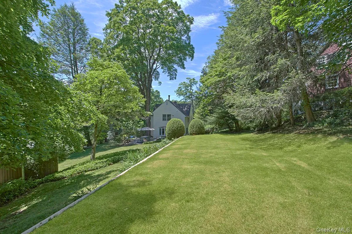 21 Campfire Road, New Castle, NY, 4 Bedrooms Bedrooms, 8 Rooms Rooms,2 BathroomsBathrooms,Residential,For Rent,Campfire,0,977211 21 Campfire Road, New Castle, NY, 4 Bedrooms Bedrooms, 8 Rooms Rooms,2 BathroomsBathrooms,Residential,For Rent,Campfire,0,977211