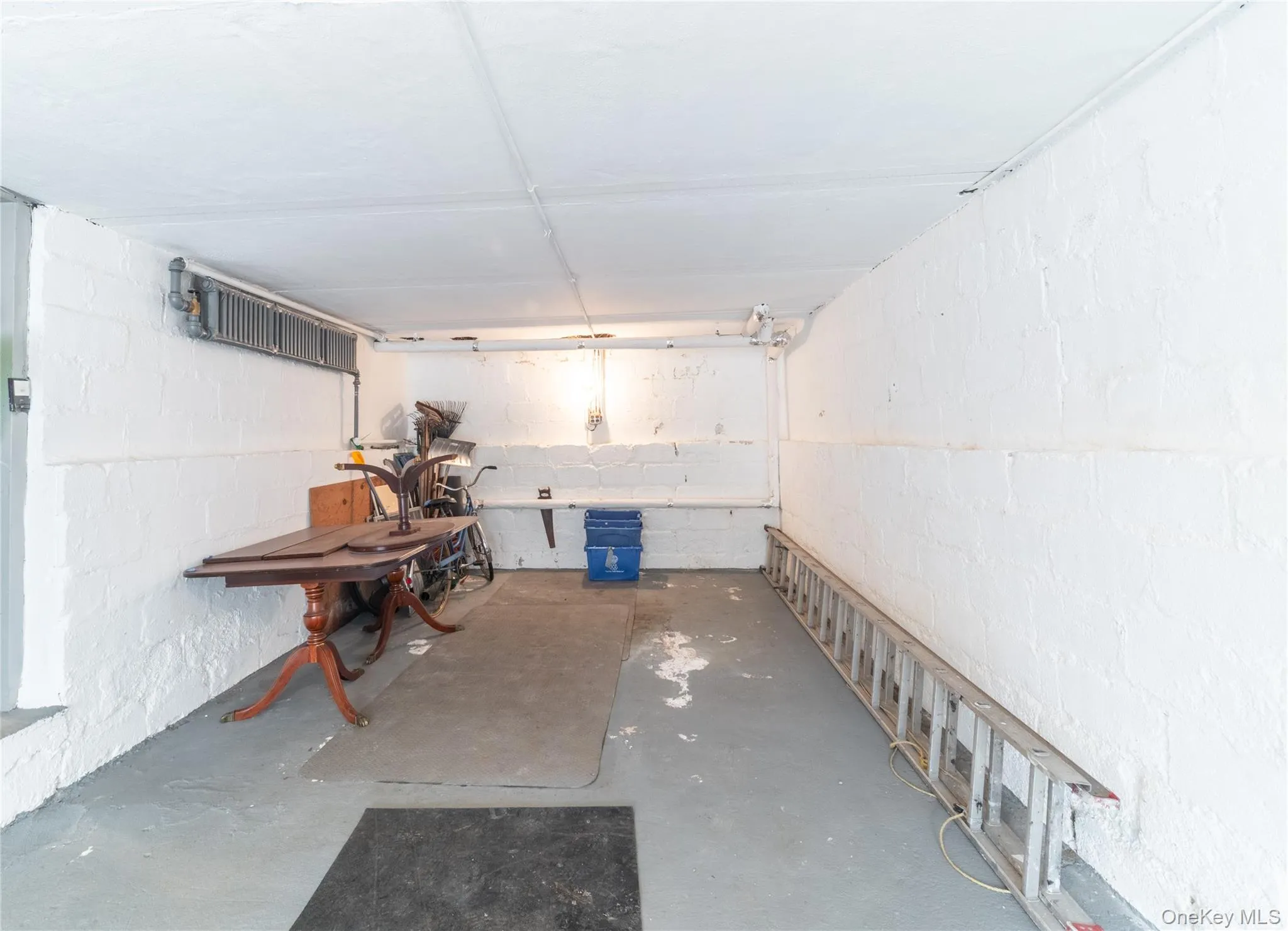 60 Parkway, Mount Vernon, NY, 3 Bedrooms Bedrooms, 6 Rooms Rooms,1 BathroomBathrooms,Residential,For Rent,Parkway,0,977221 60 Parkway, Mount Vernon, NY, 3 Bedrooms Bedrooms, 6 Rooms Rooms,1 BathroomBathrooms,Residential,For Rent,Parkway,0,977221