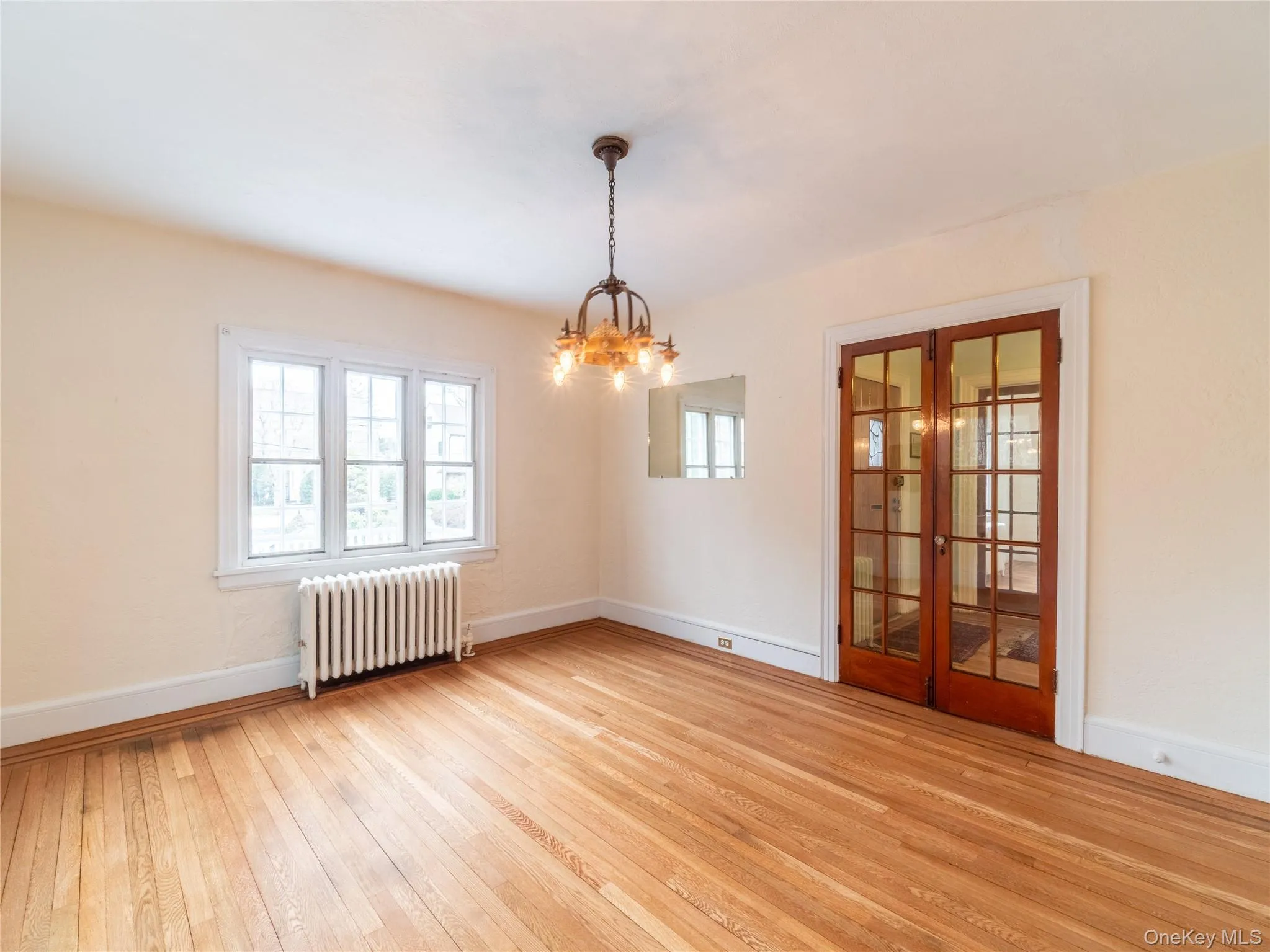 60 Parkway, Mount Vernon, NY, 3 Bedrooms Bedrooms, 6 Rooms Rooms,1 BathroomBathrooms,Residential,For Rent,Parkway,0,977221 60 Parkway, Mount Vernon, NY, 3 Bedrooms Bedrooms, 6 Rooms Rooms,1 BathroomBathrooms,Residential,For Rent,Parkway,0,977221