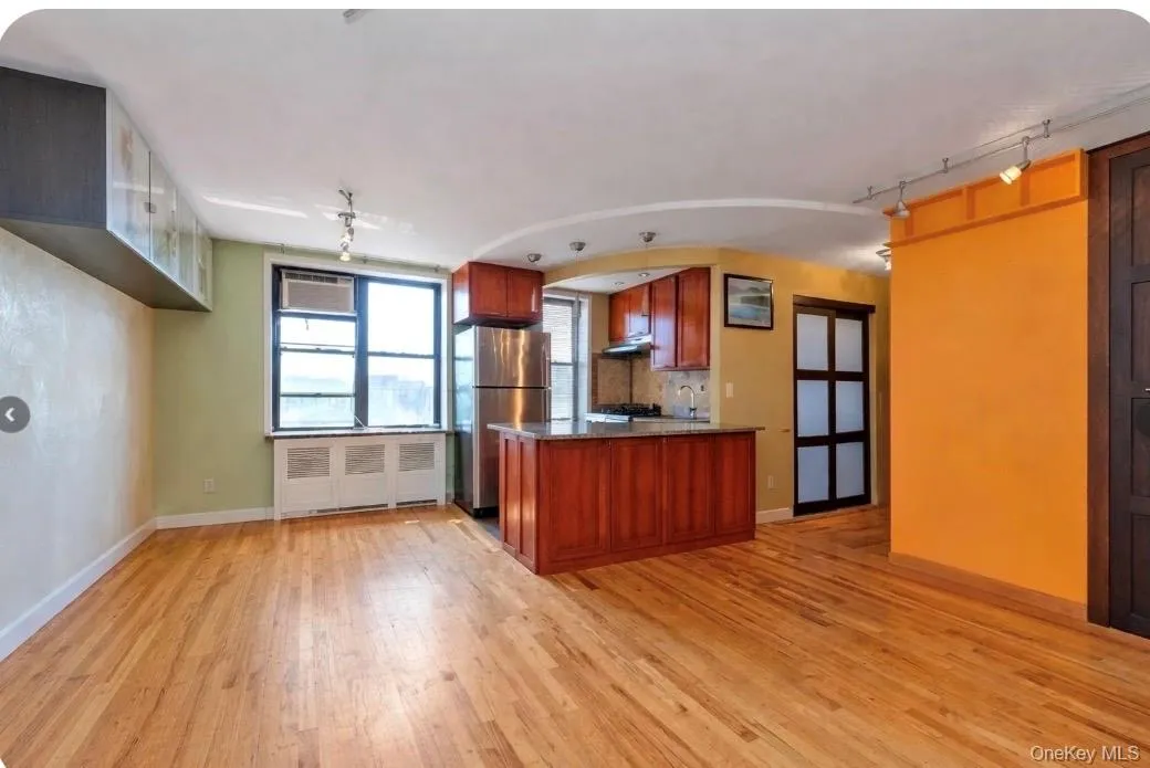 8340 Austin Street, New York, NY, 2 Rooms Rooms,1 BathroomBathrooms,Residential Lease,For Rent,Austin,0,977224 8340 Austin Street, New York, NY, 2 Rooms Rooms,1 BathroomBathrooms,Residential Lease,For Rent,Austin,0,977224